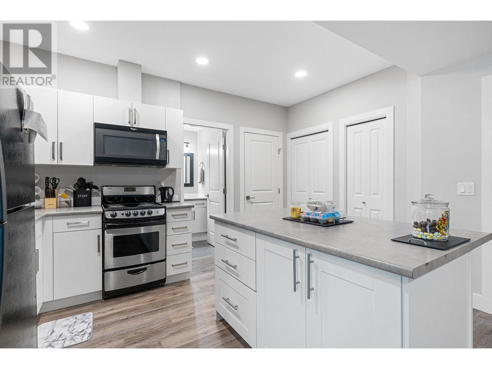 2620 Paramount Drive