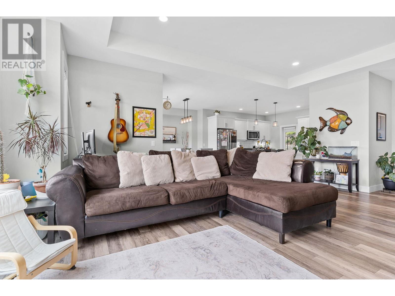 2620 Paramount Drive