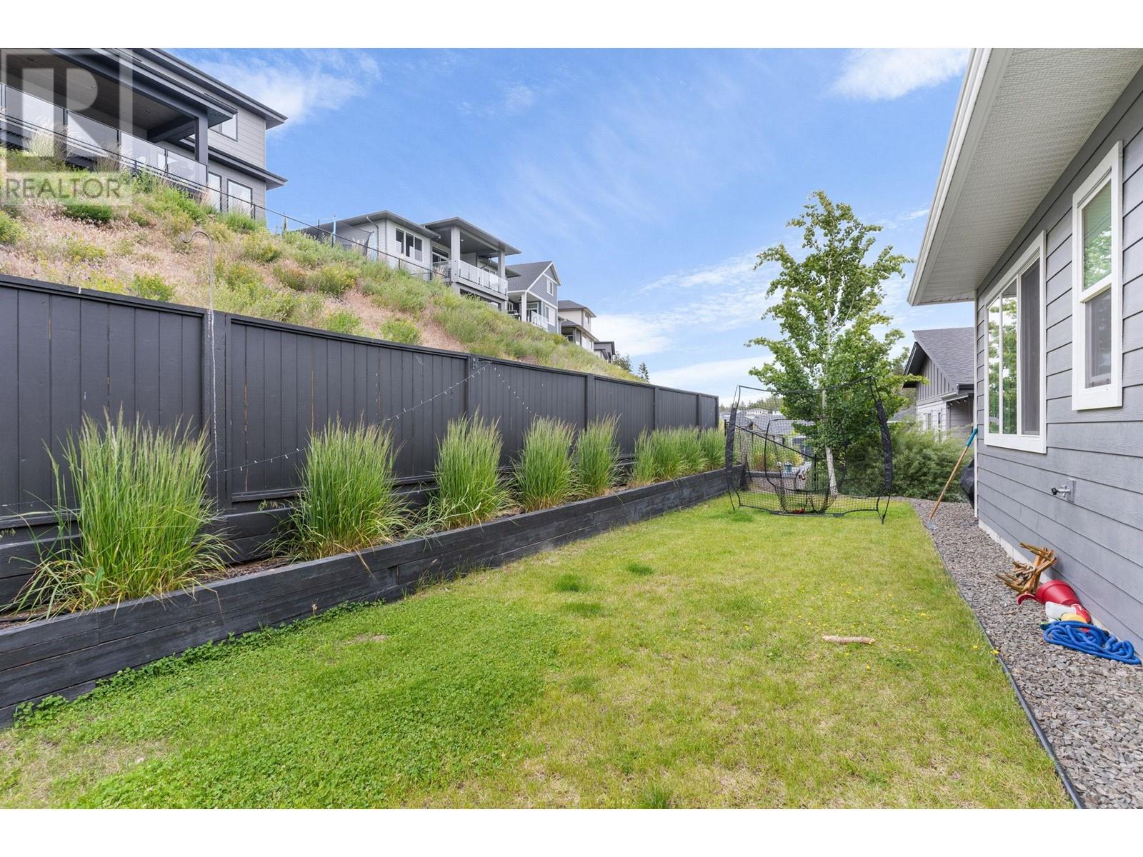 2620 Paramount Drive