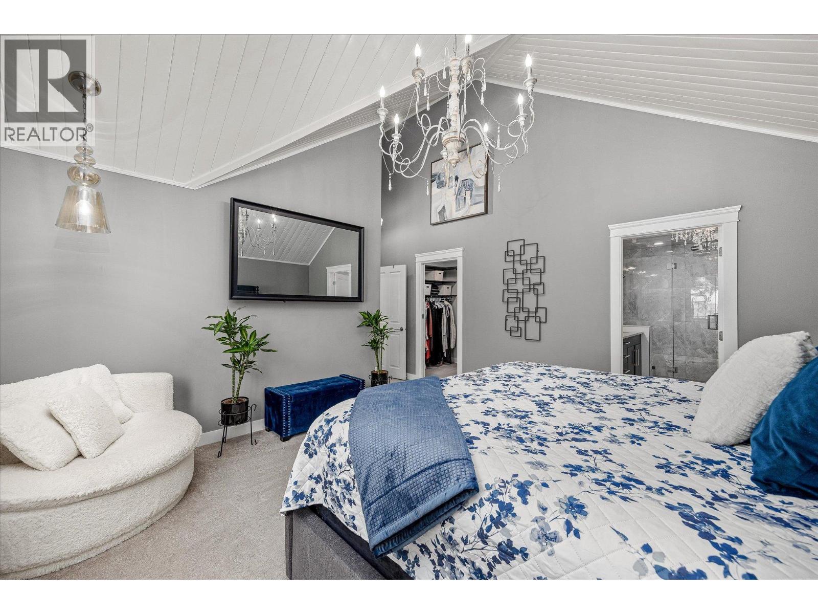 963 Stockwell Avenue