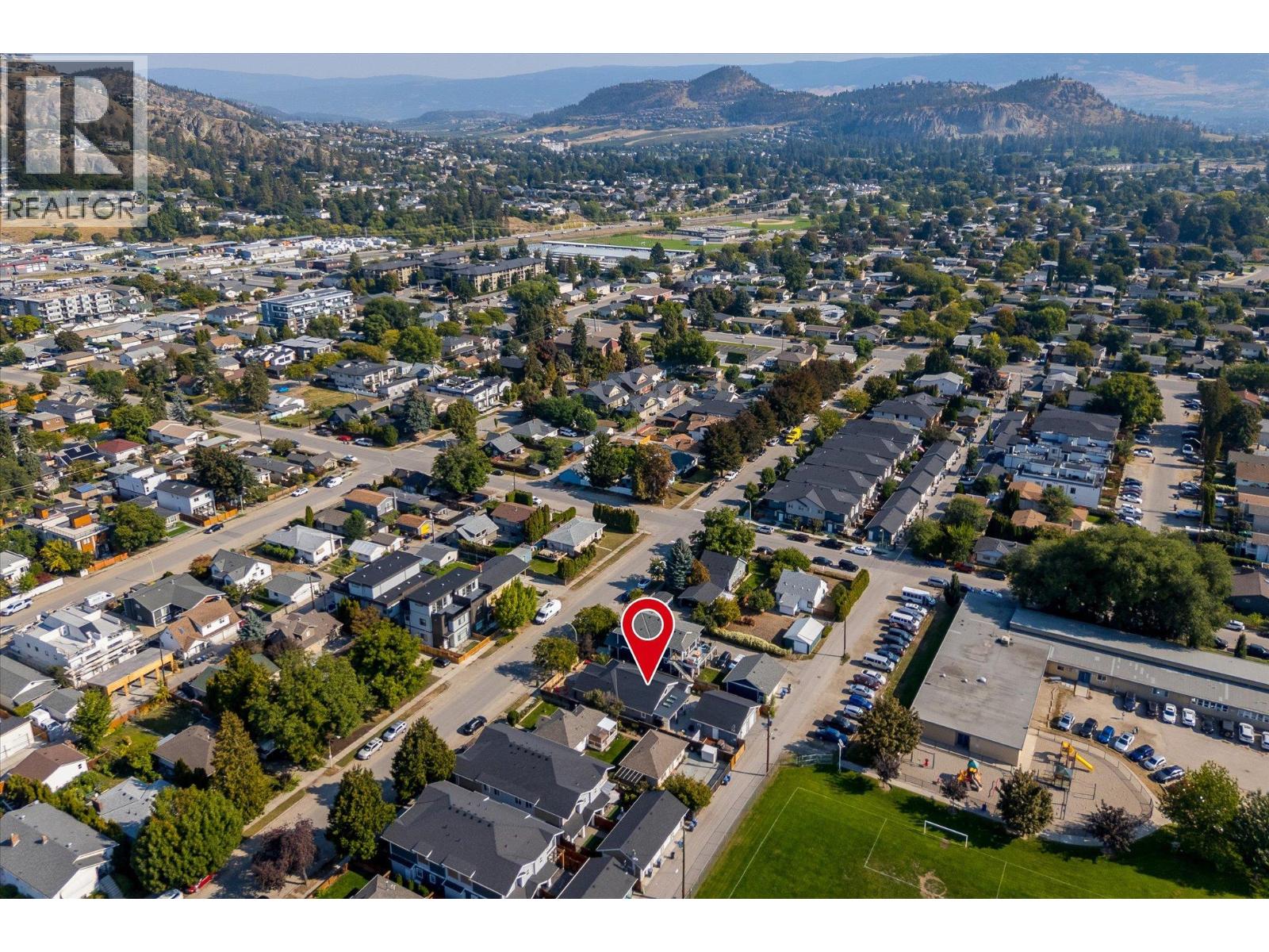 963 Stockwell Avenue