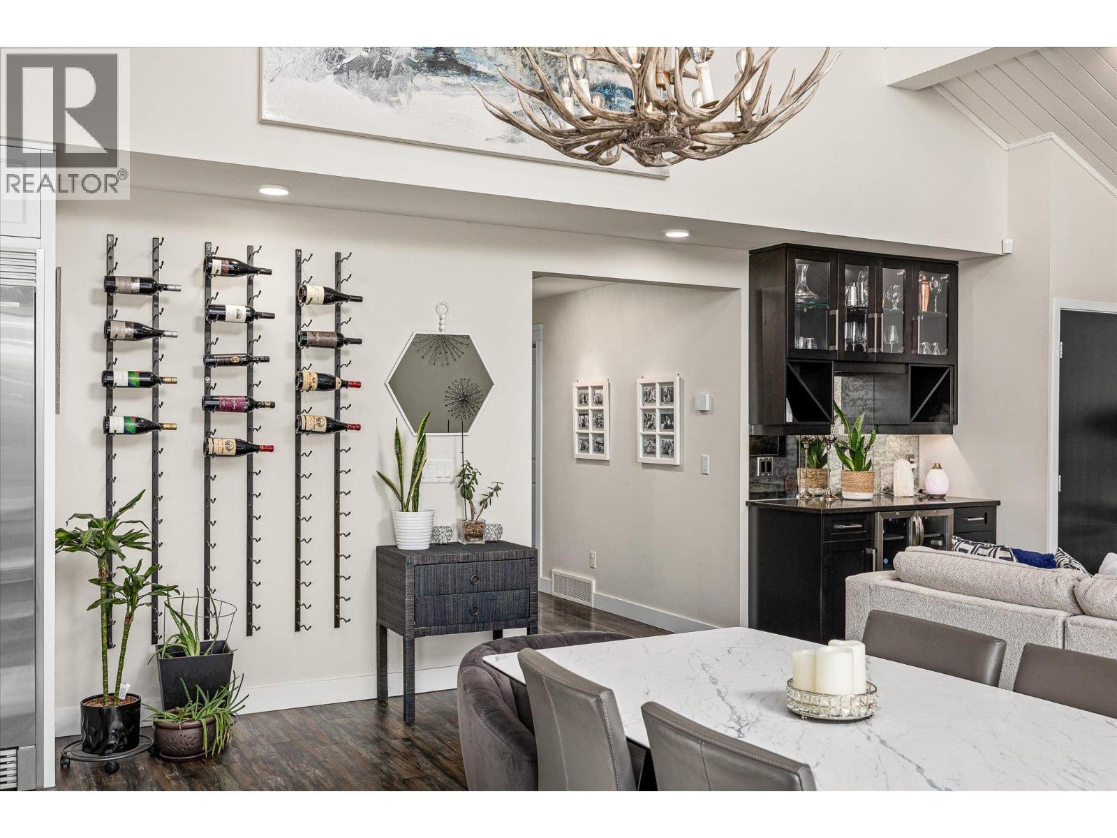 963 Stockwell Avenue