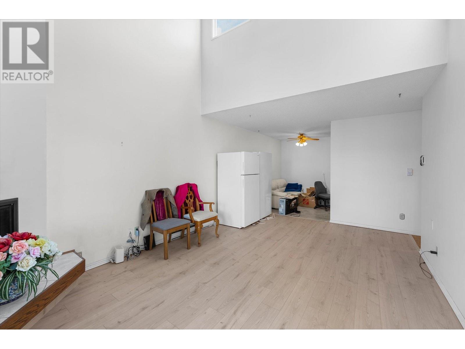 1056 Bernard Avenue Unit# 307