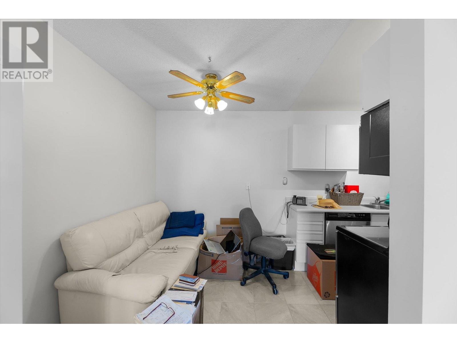 1056 Bernard Avenue Unit# 307
