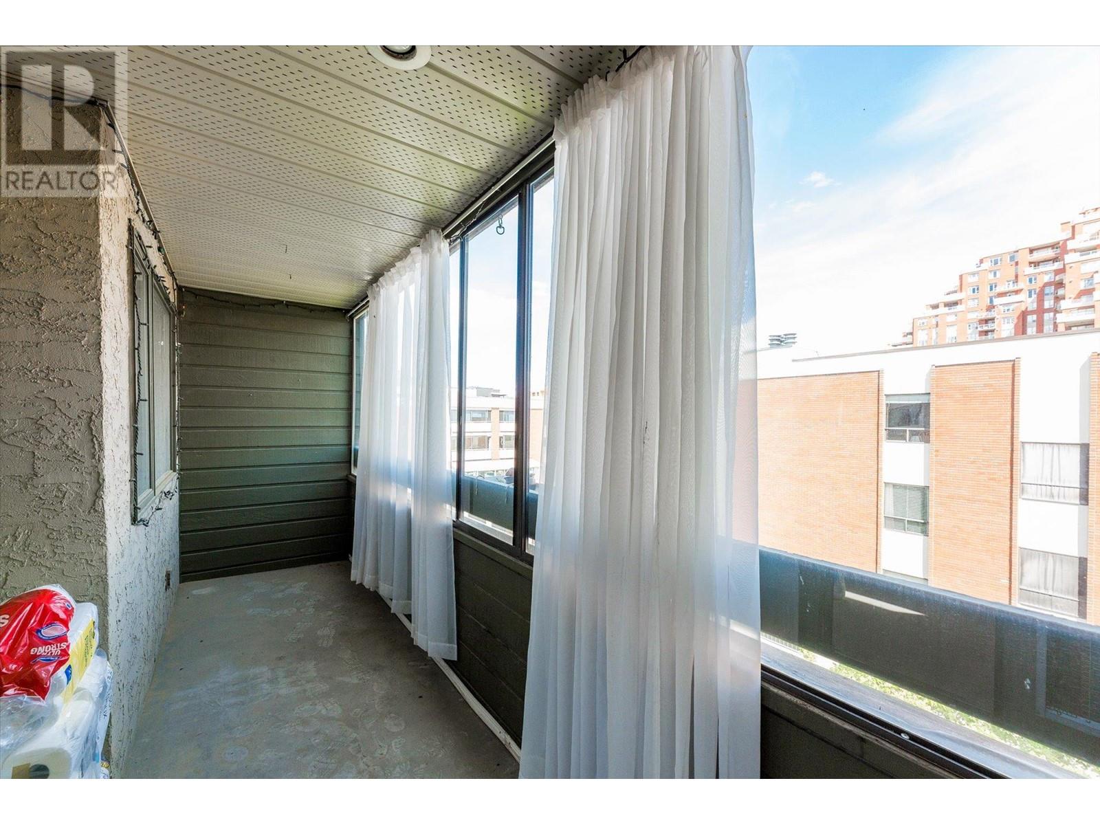 1056 Bernard Avenue Unit# 307
