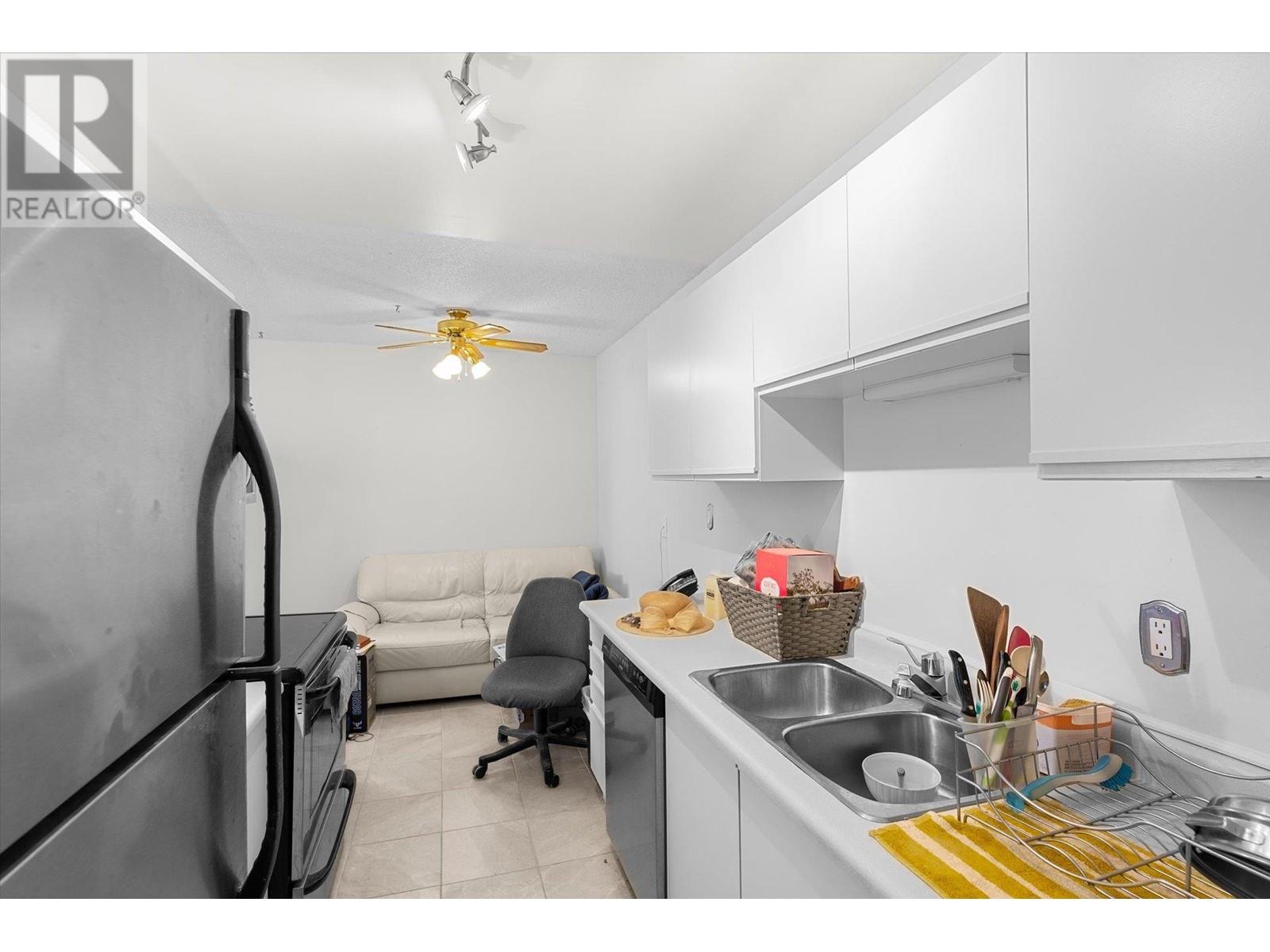 1056 Bernard Avenue Unit# 307