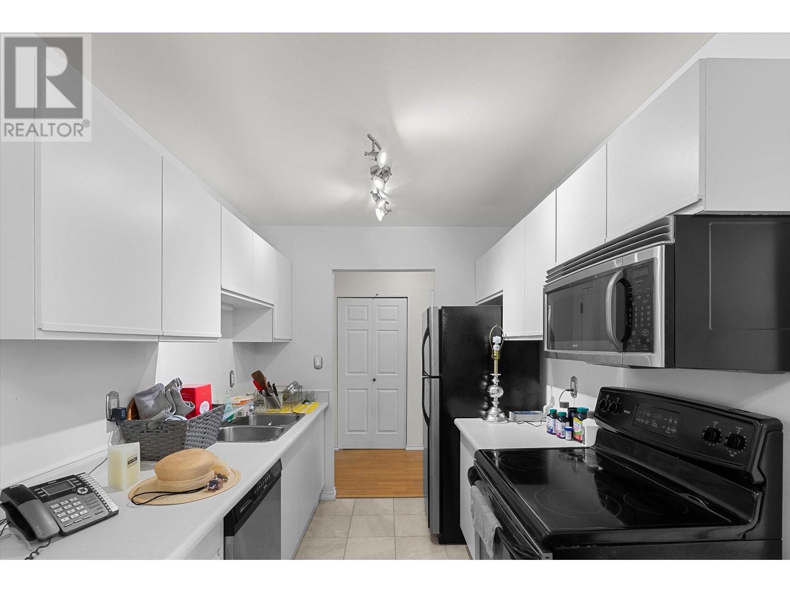1056 Bernard Avenue Unit# 307