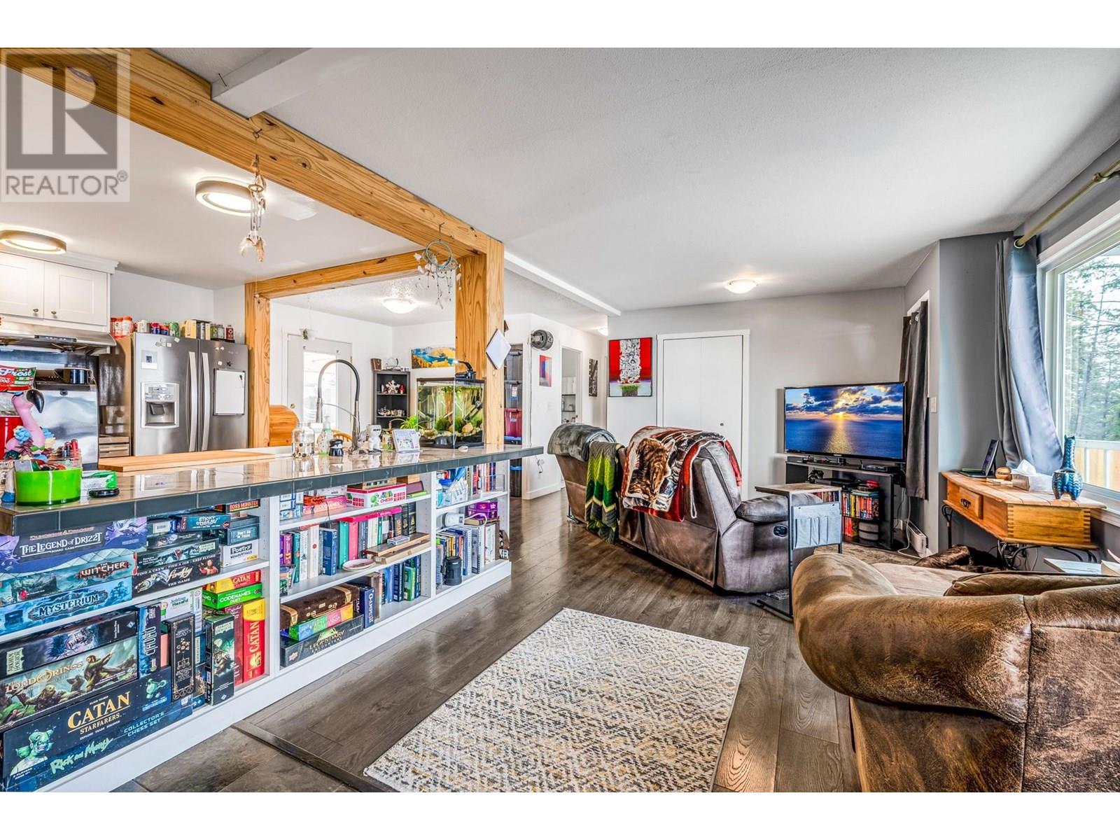 494 Killarney Way
