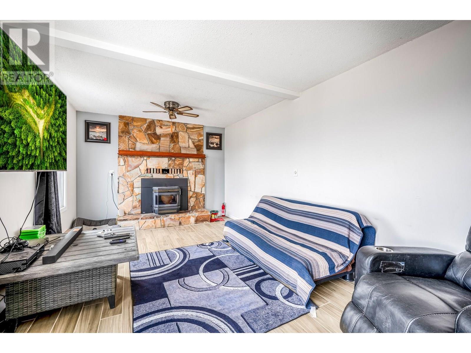 494 Killarney Way