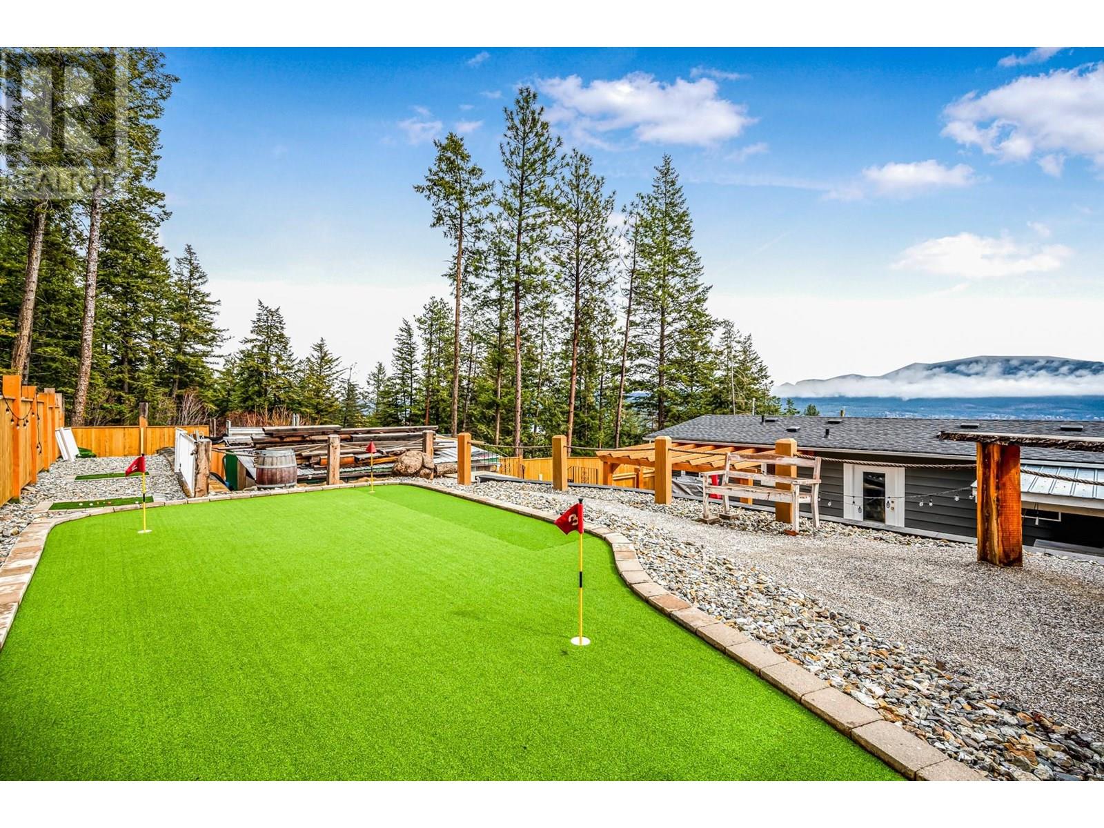 494 Killarney Way