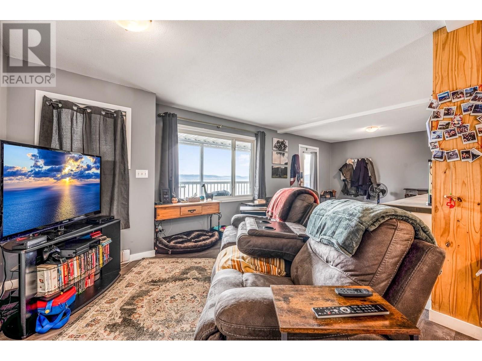 494 Killarney Way