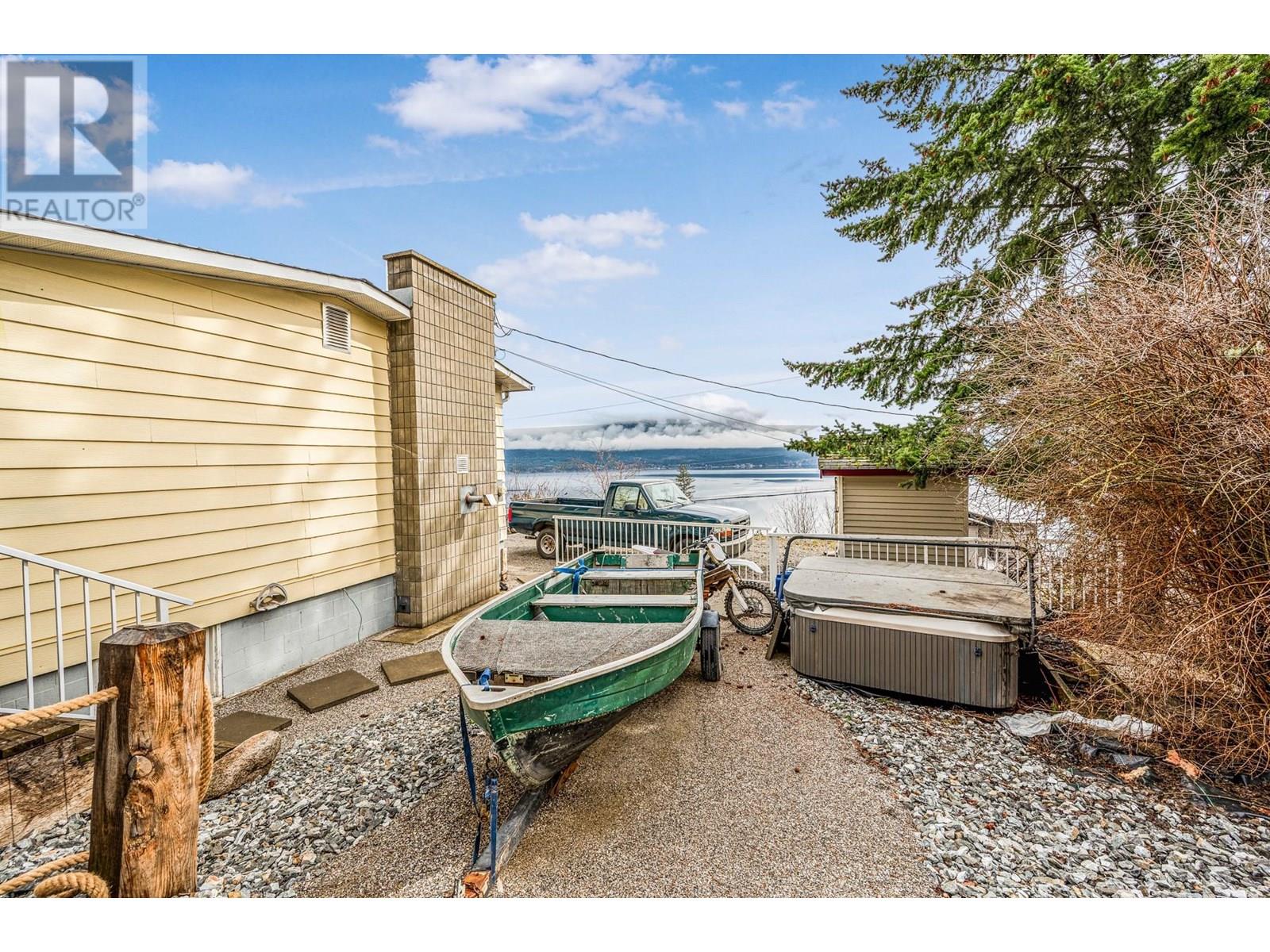 494 Killarney Way