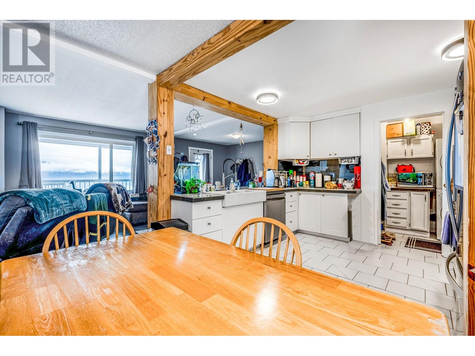 494 Killarney Way
