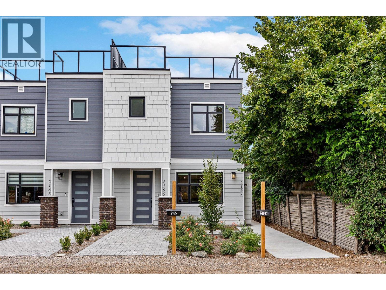 2165 Woodlawn Street