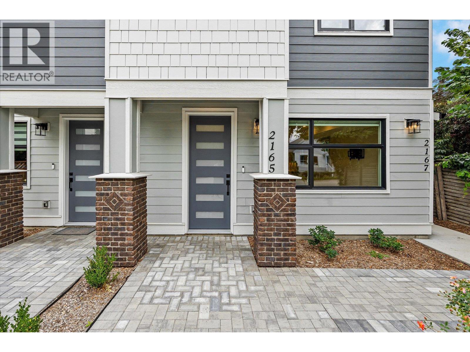 2165 Woodlawn Street