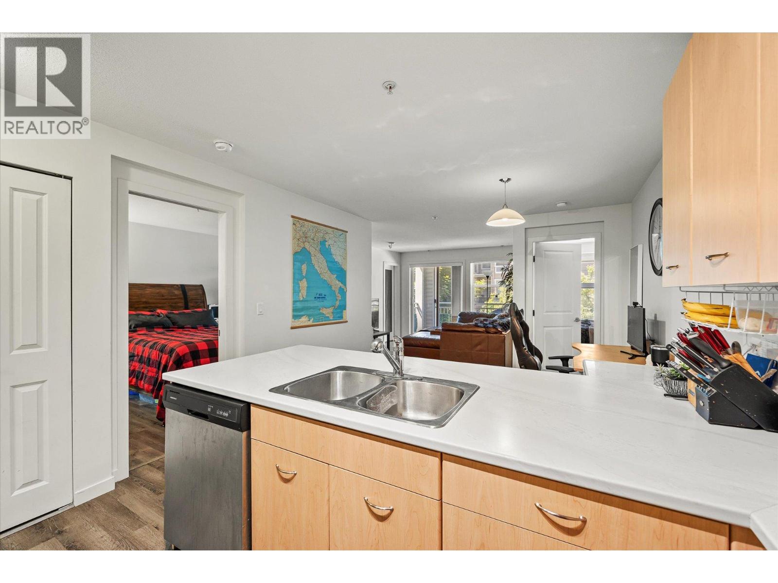 539 Yates Road Unit# 215