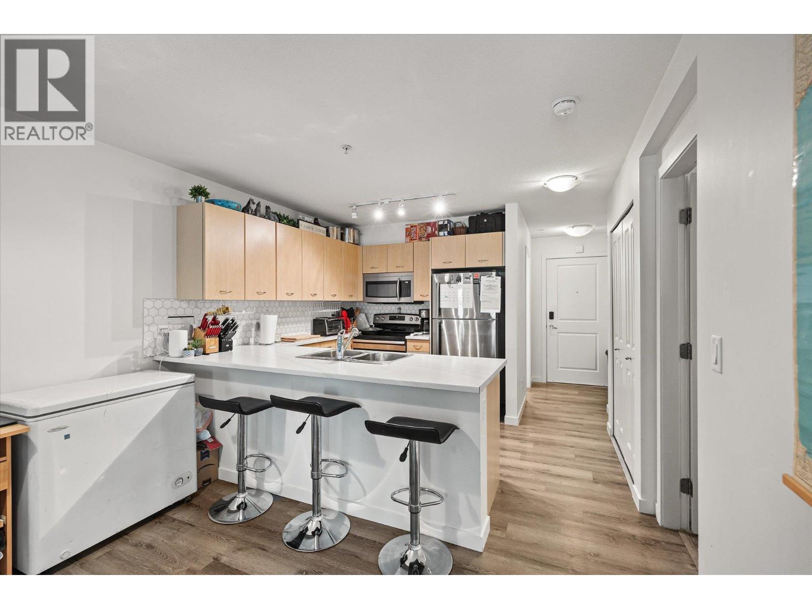 539 Yates Road Unit# 215