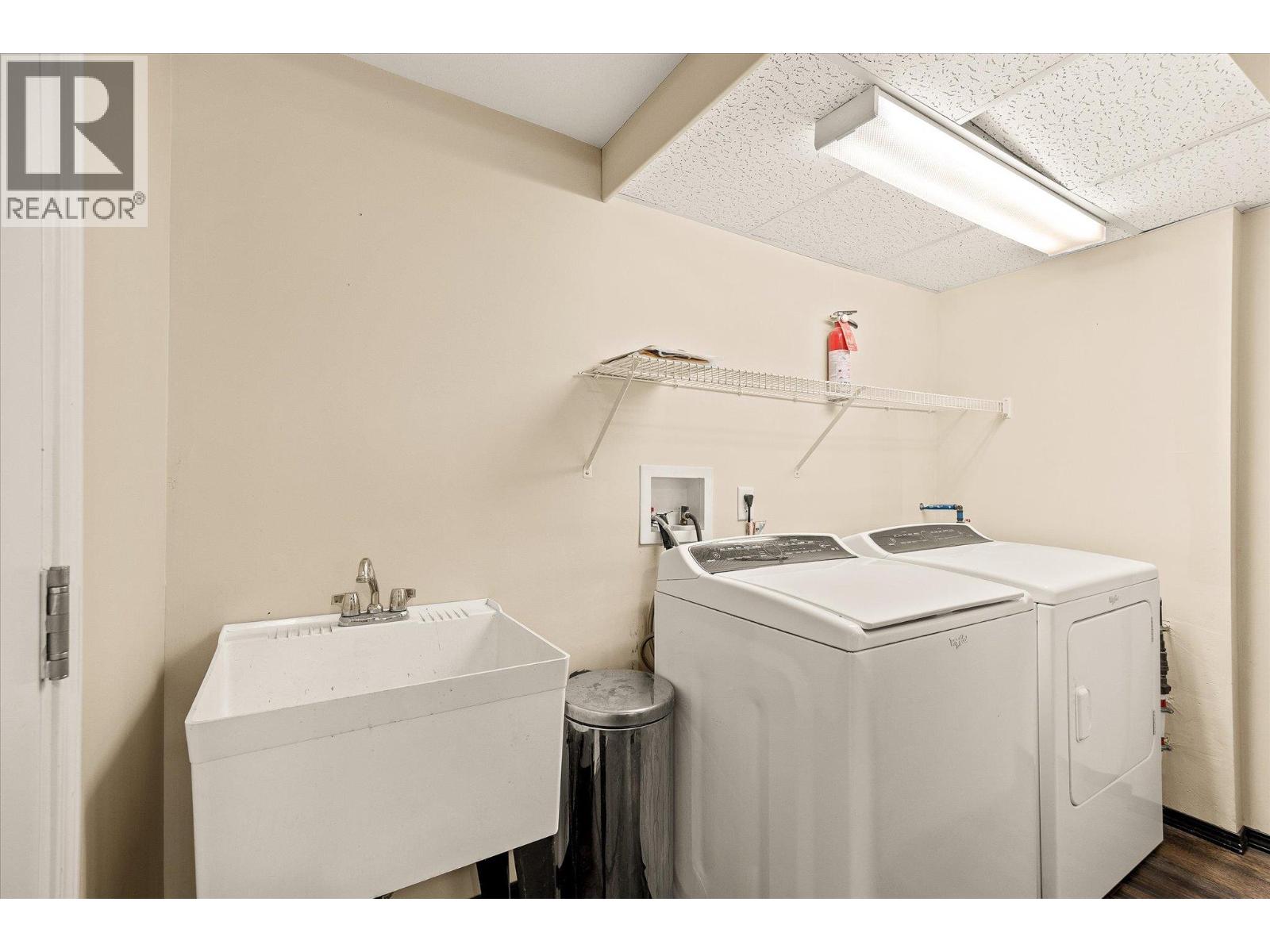 5460 Clements Crescent Unit# 106