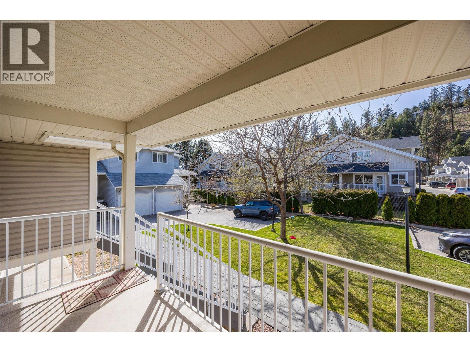 5460 Clements Crescent Unit# 106