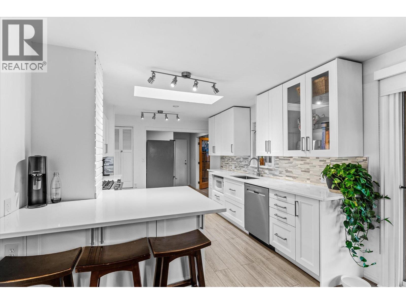 13614 SPENCER Avenue