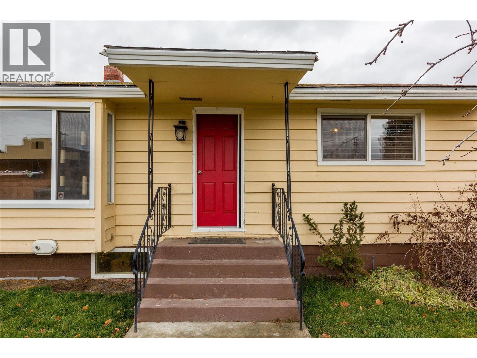 13614 SPENCER Avenue