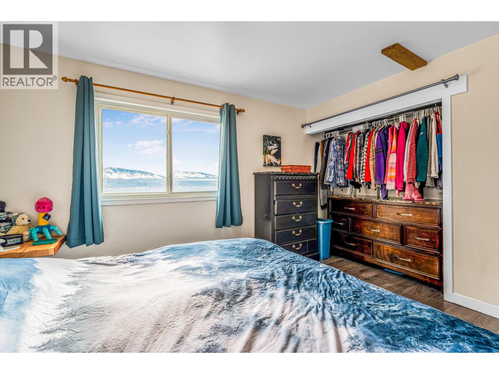 494 Killarney Way