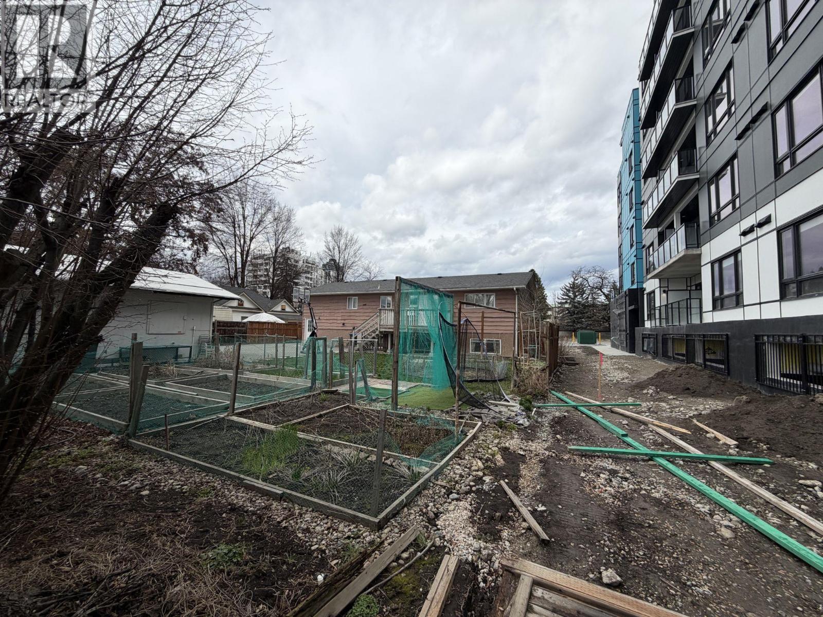 787-789 HARVEY Avenue