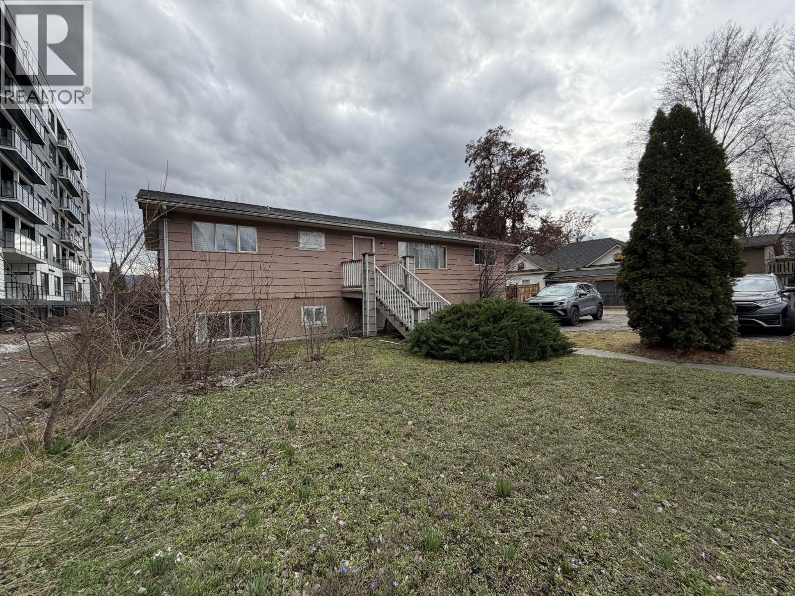 787-789 HARVEY Avenue