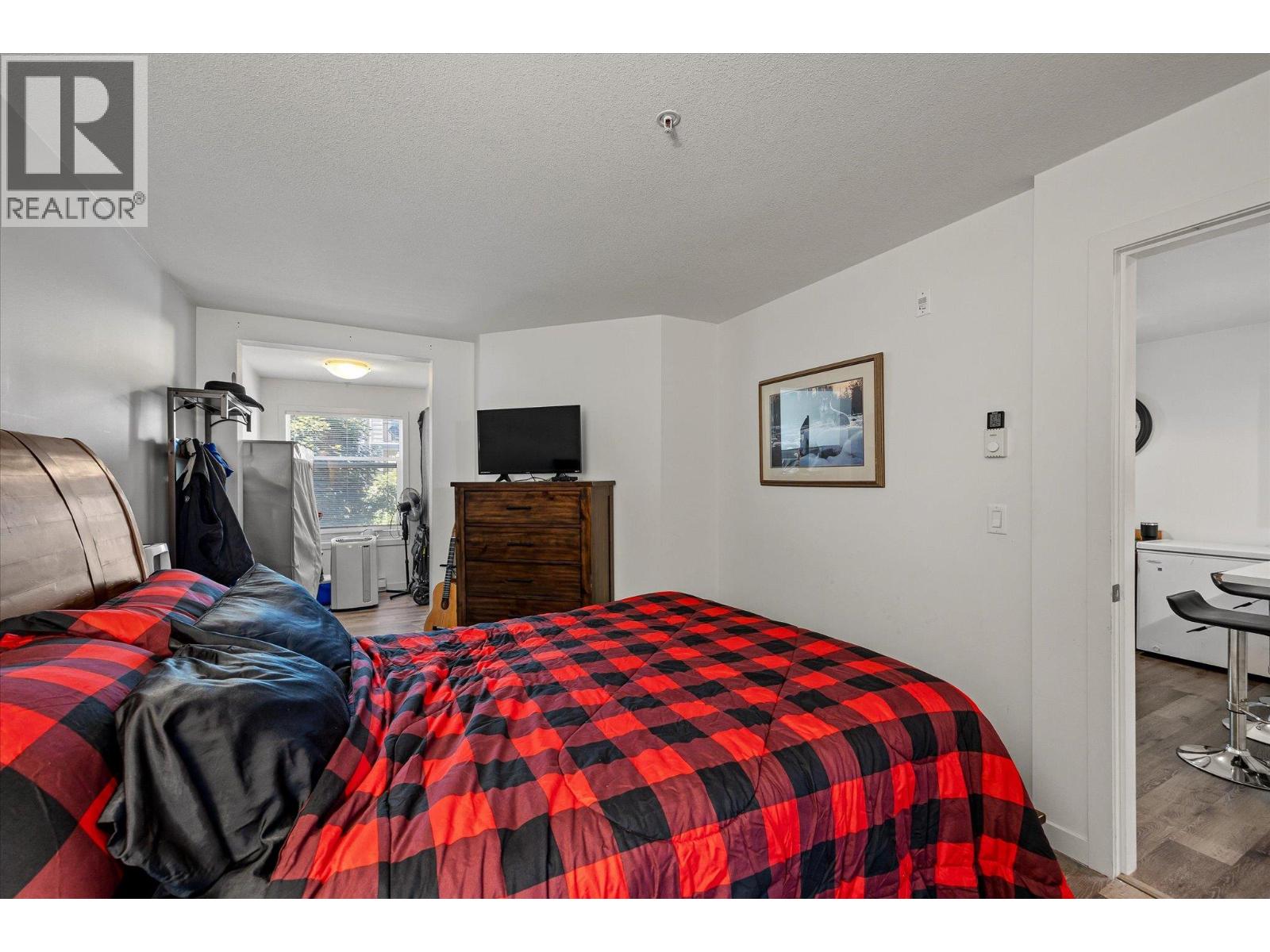 539 Yates Road Unit# 215