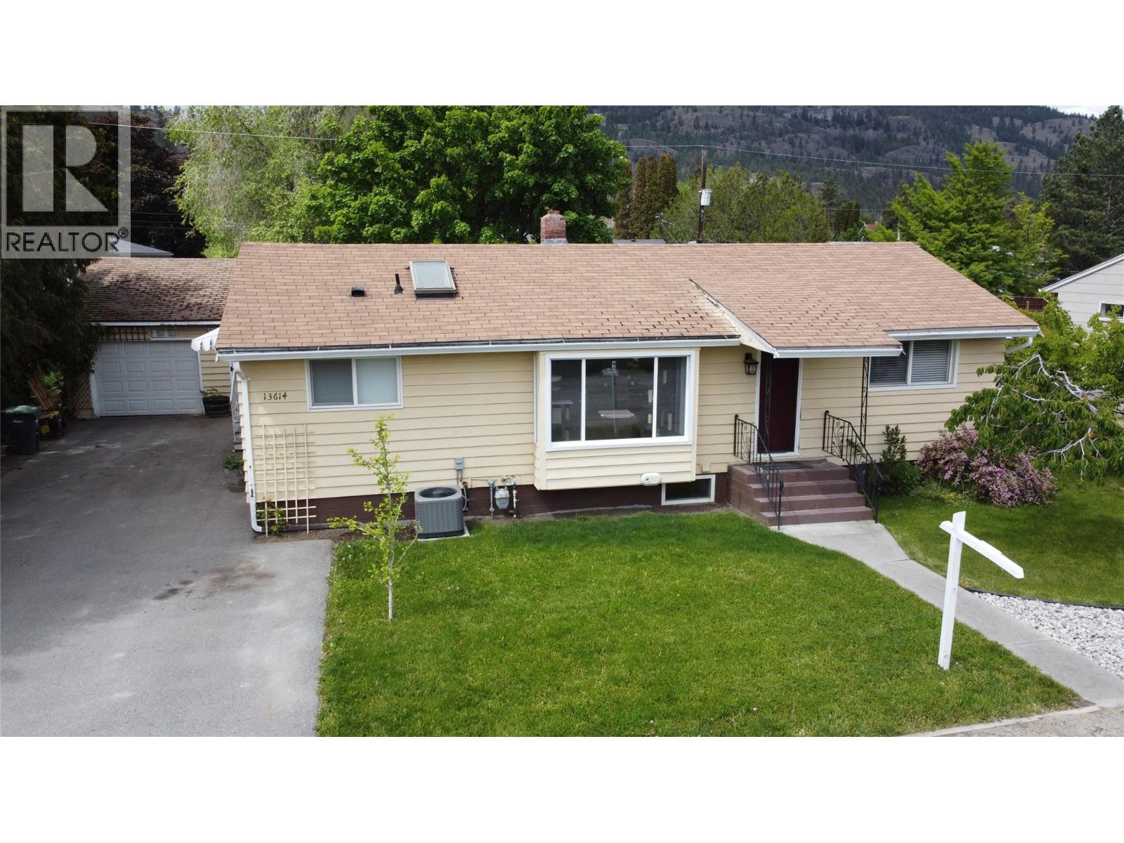13614 SPENCER Avenue