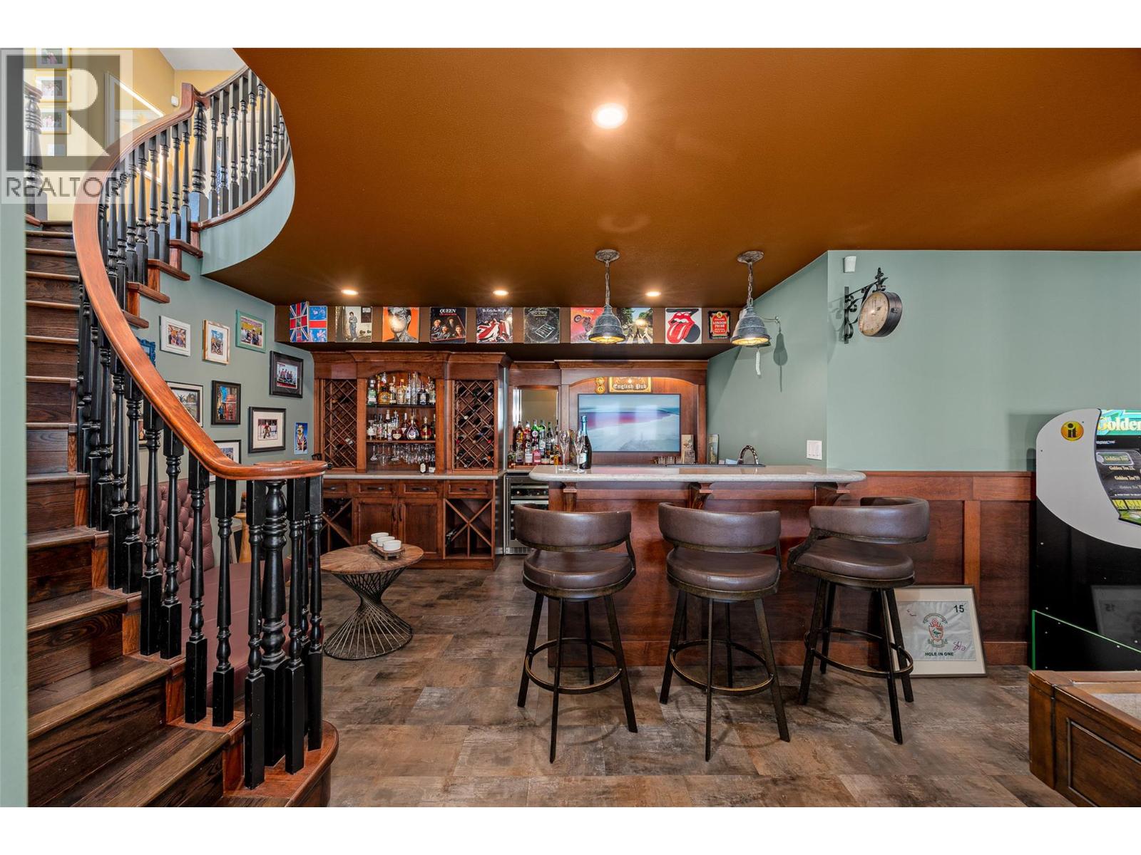 2153 Alexander Place