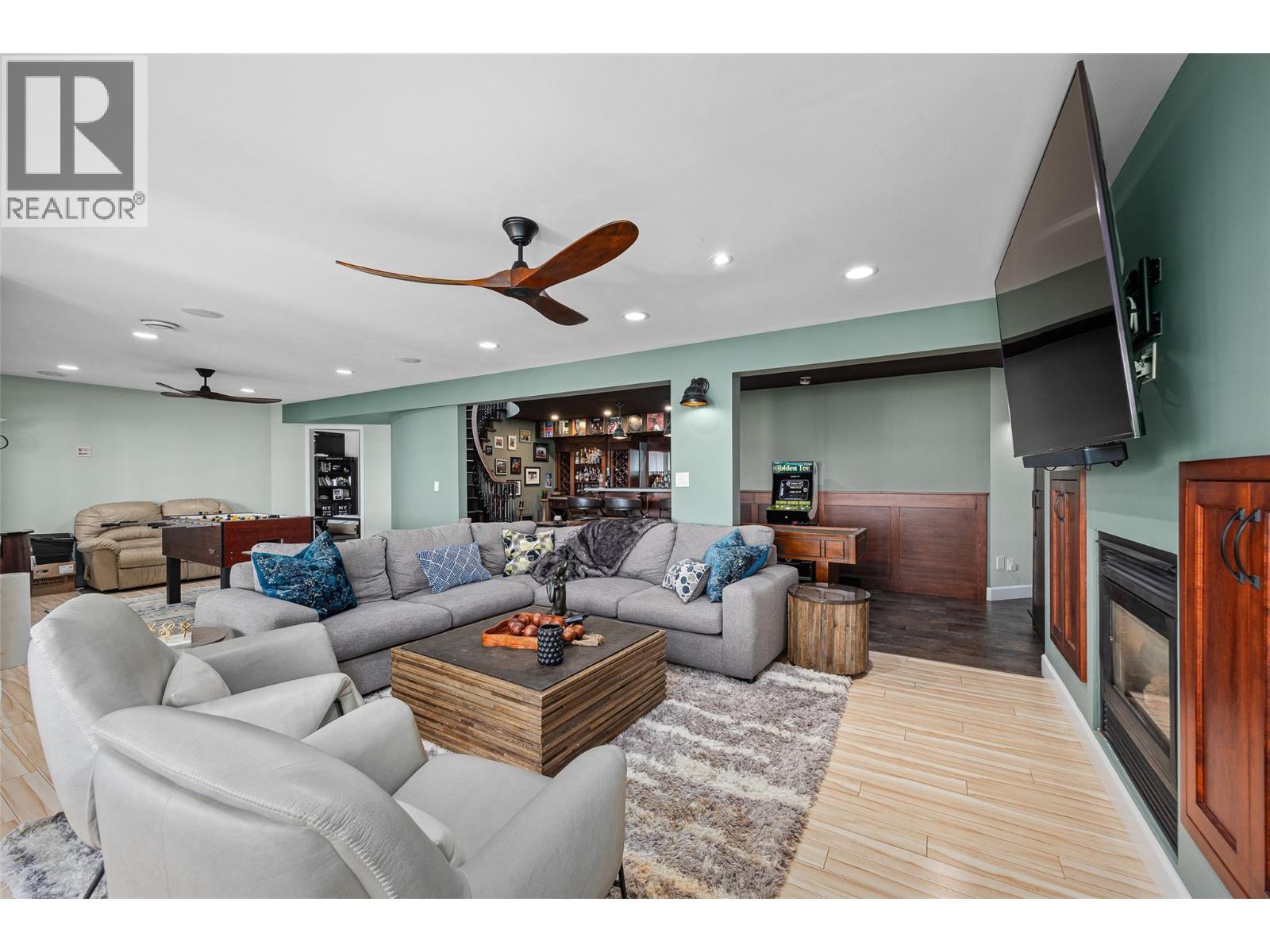2153 Alexander Place