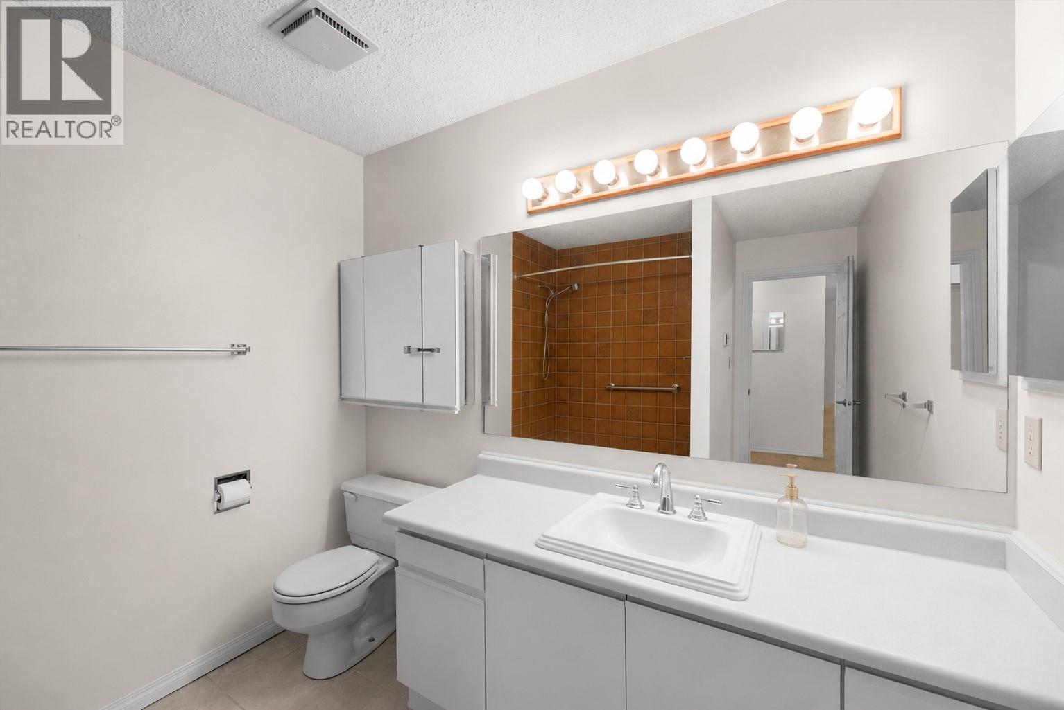 1056 Bernard Avenue Unit# 307