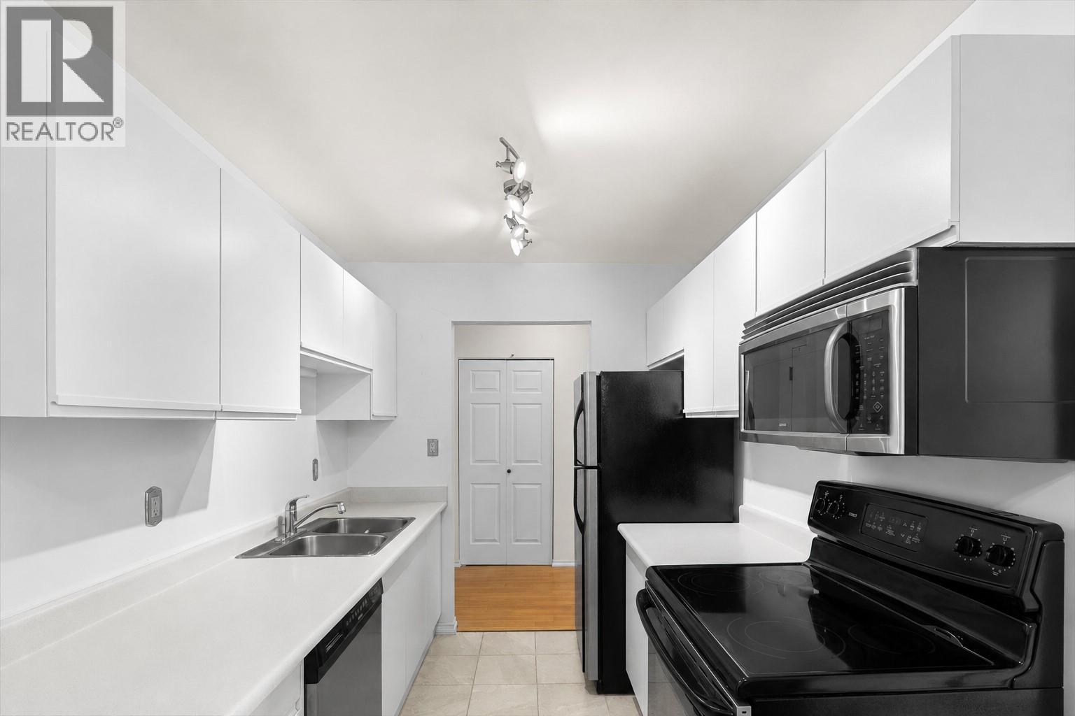 1056 Bernard Avenue Unit# 307