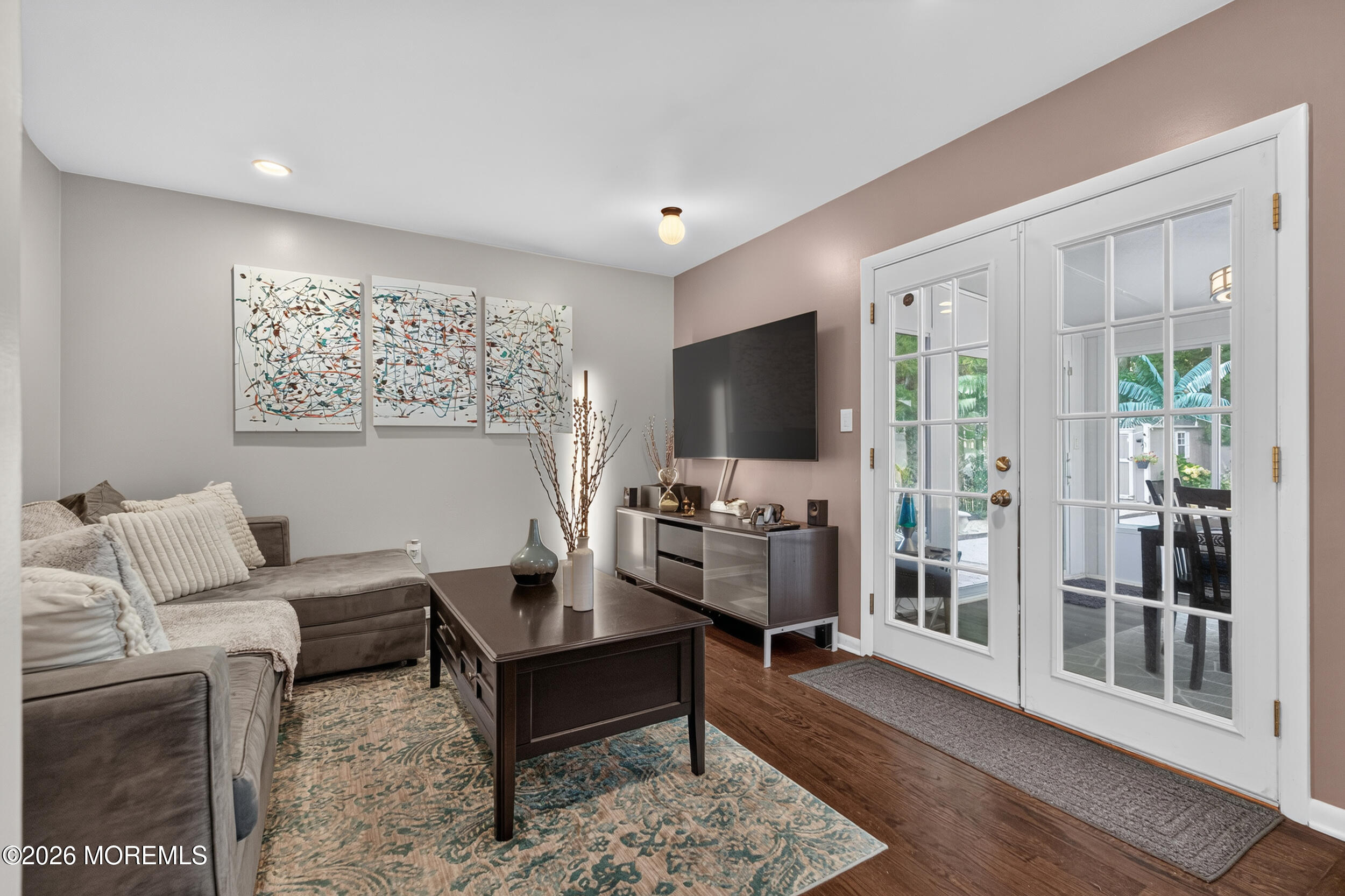 284 Sky Manor Boulevard