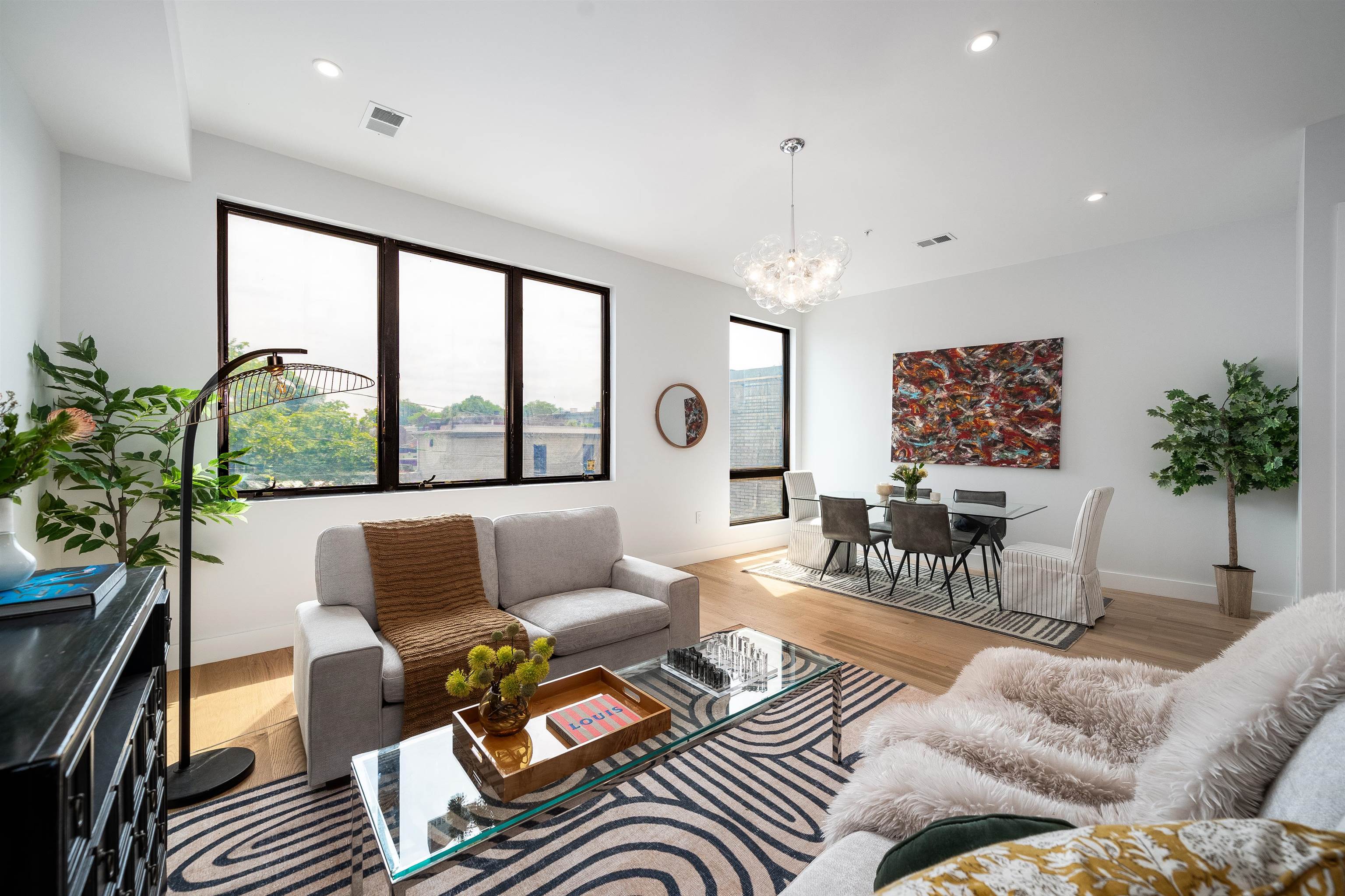 70 GARDNER AVE Unit: 2