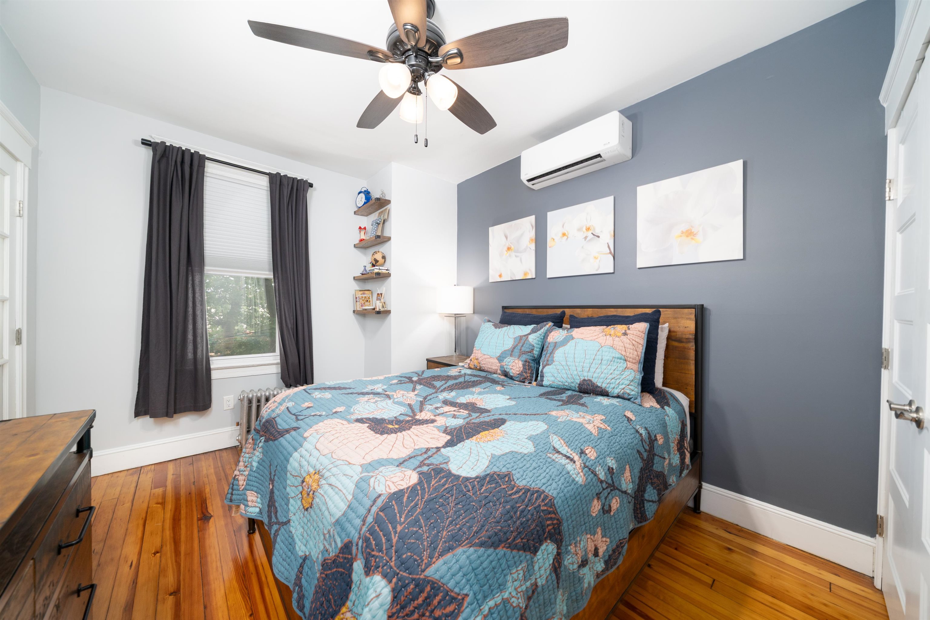 34 ROMAINE AVE Unit: 2