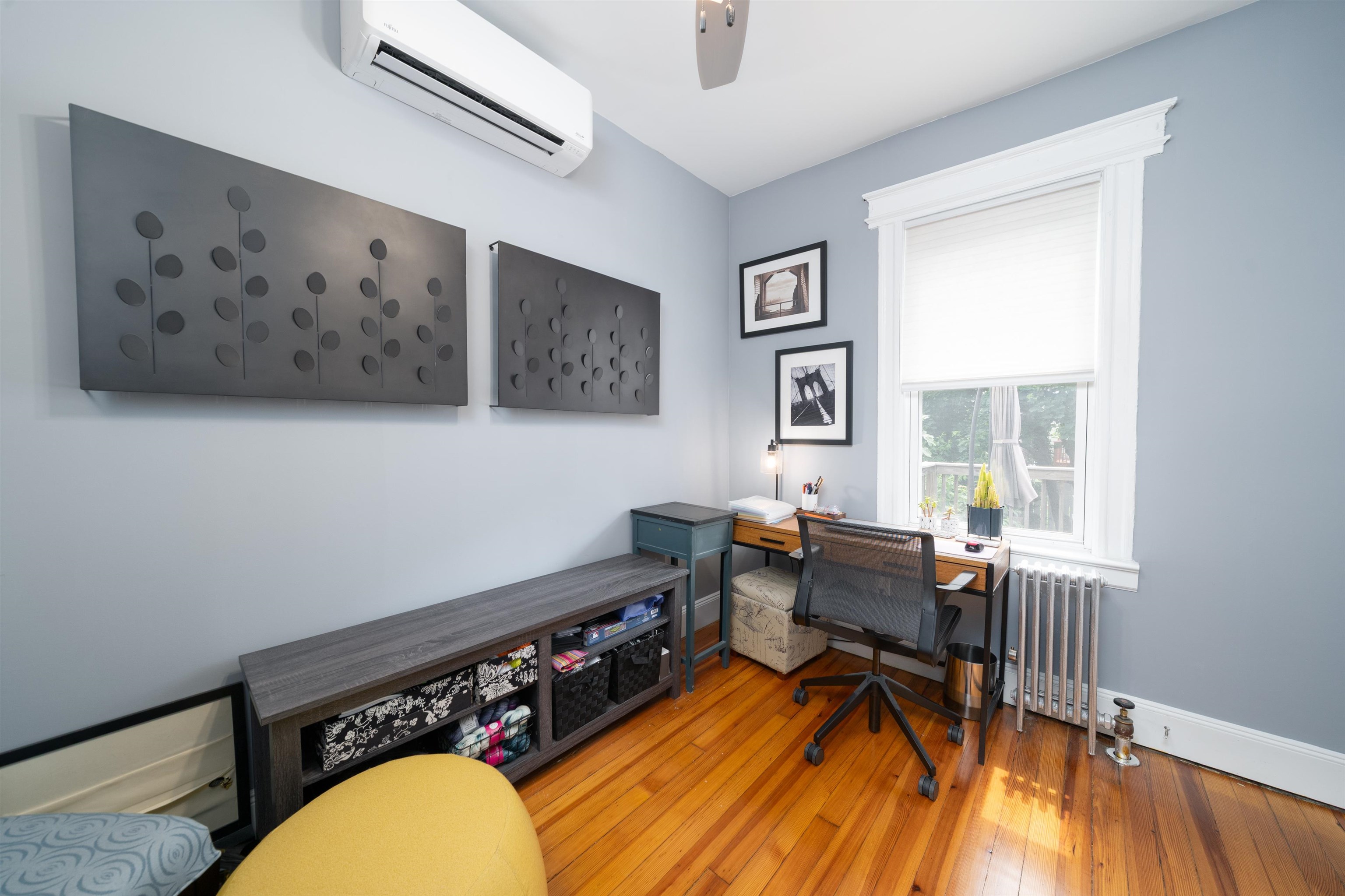 34 ROMAINE AVE Unit: 2