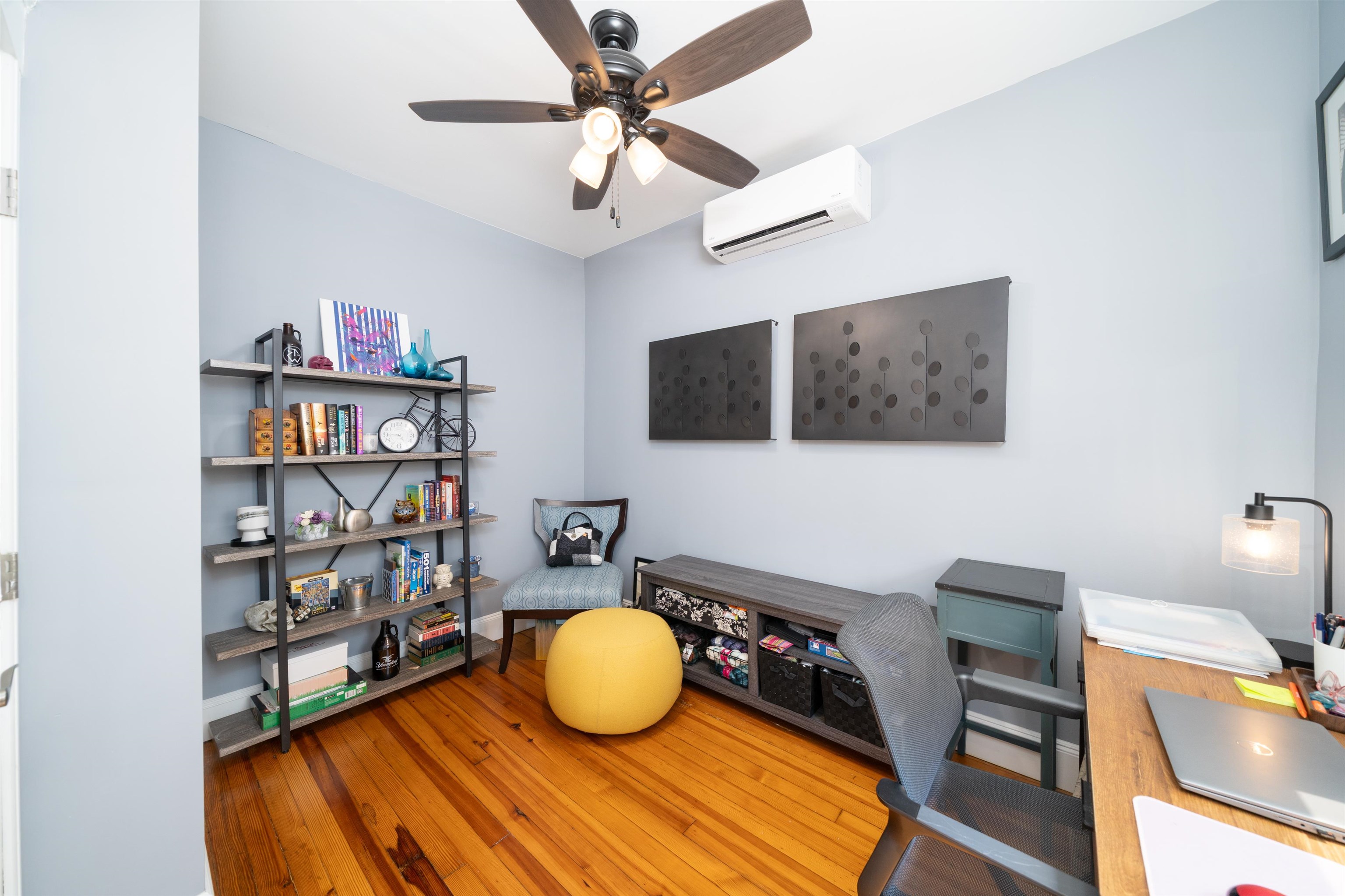 34 ROMAINE AVE Unit: 2