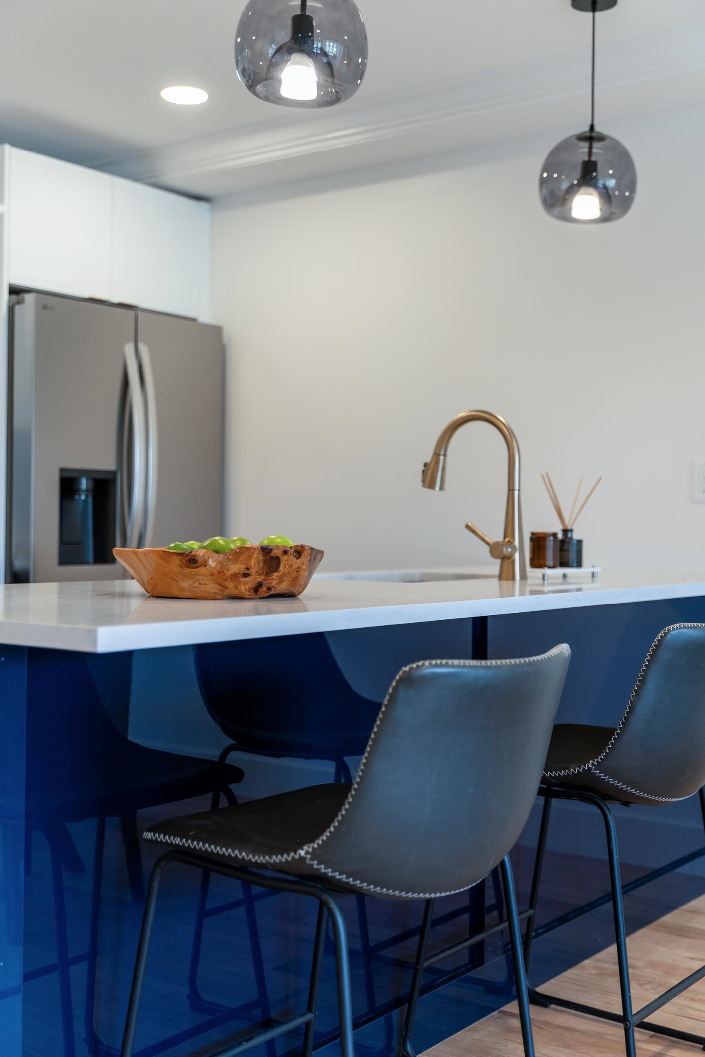 184 CENTRAL AVE Unit: 2