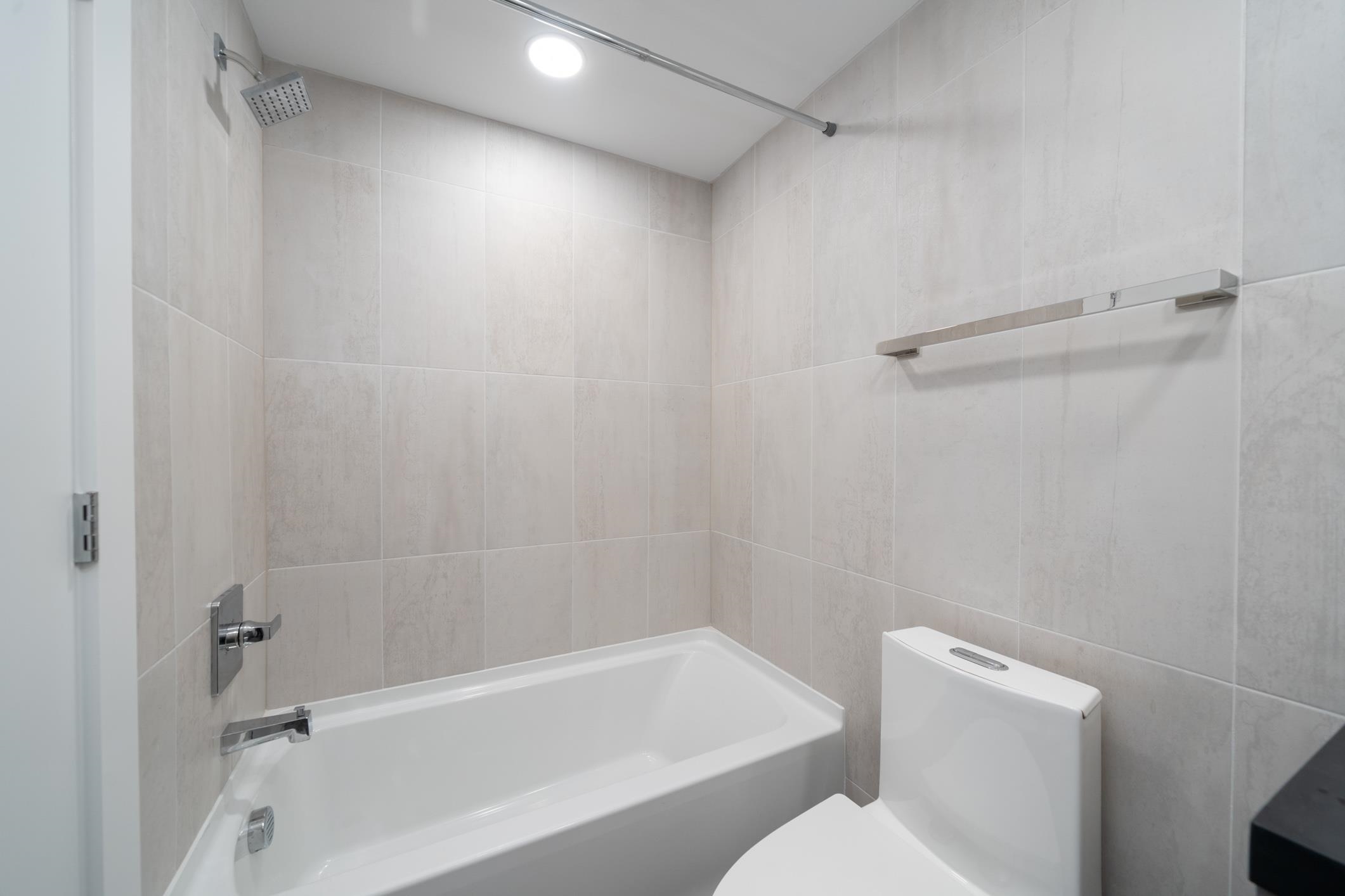 184 CENTRAL AVE Unit: 2