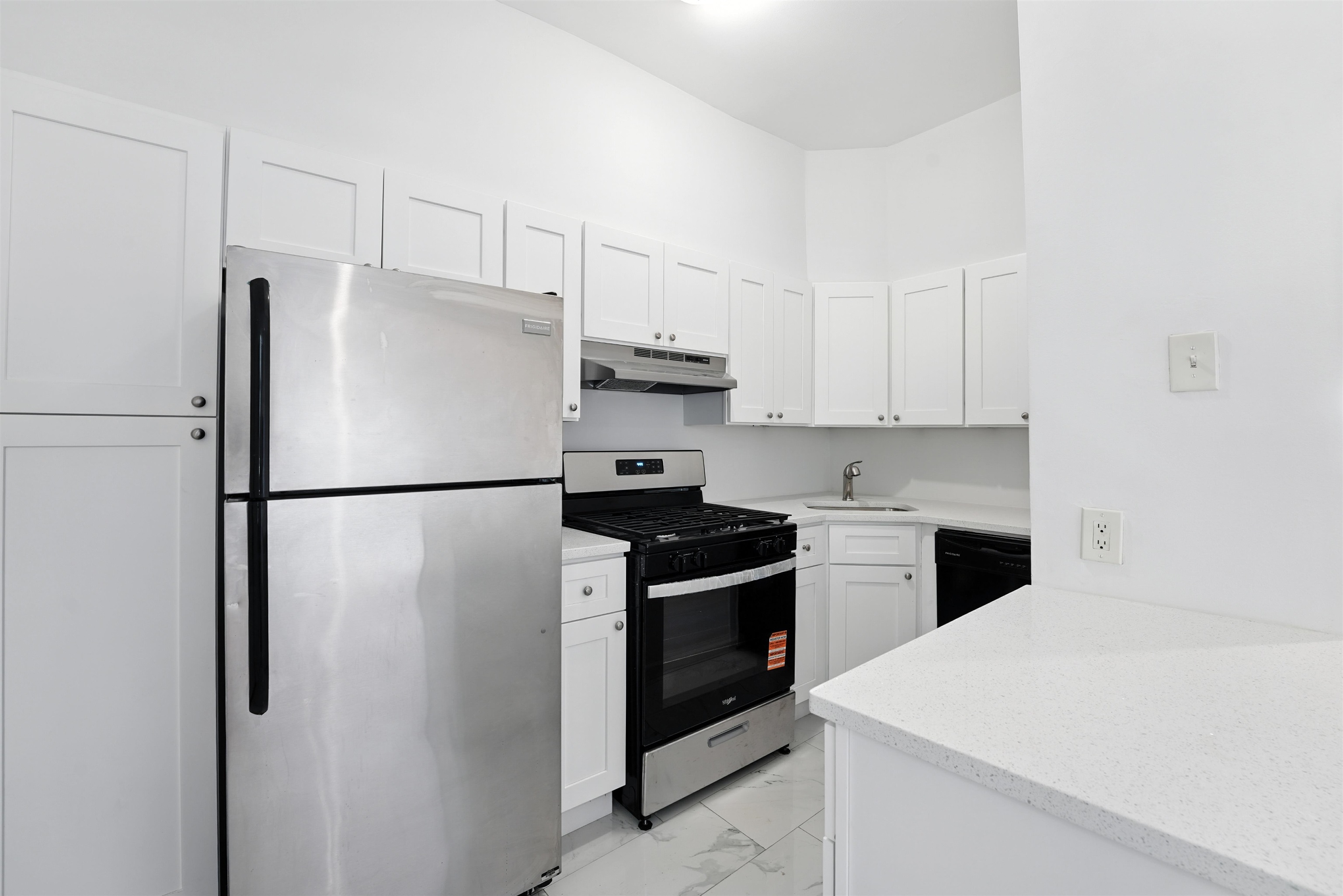 136a CLENDENNY AVE Unit: 1