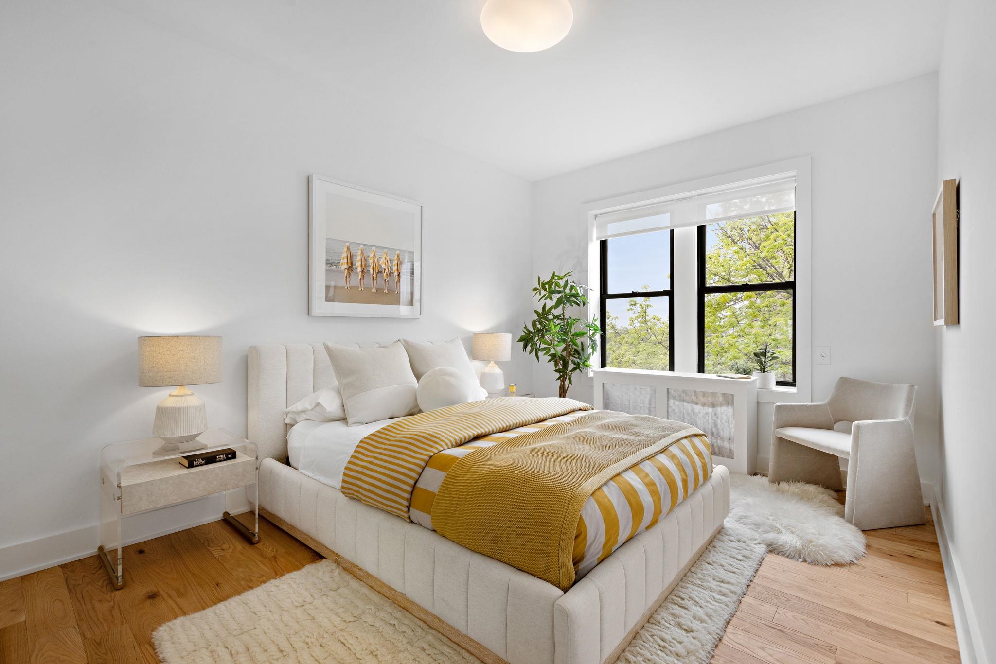 107 KENSINGTON AVE Unit: 504B