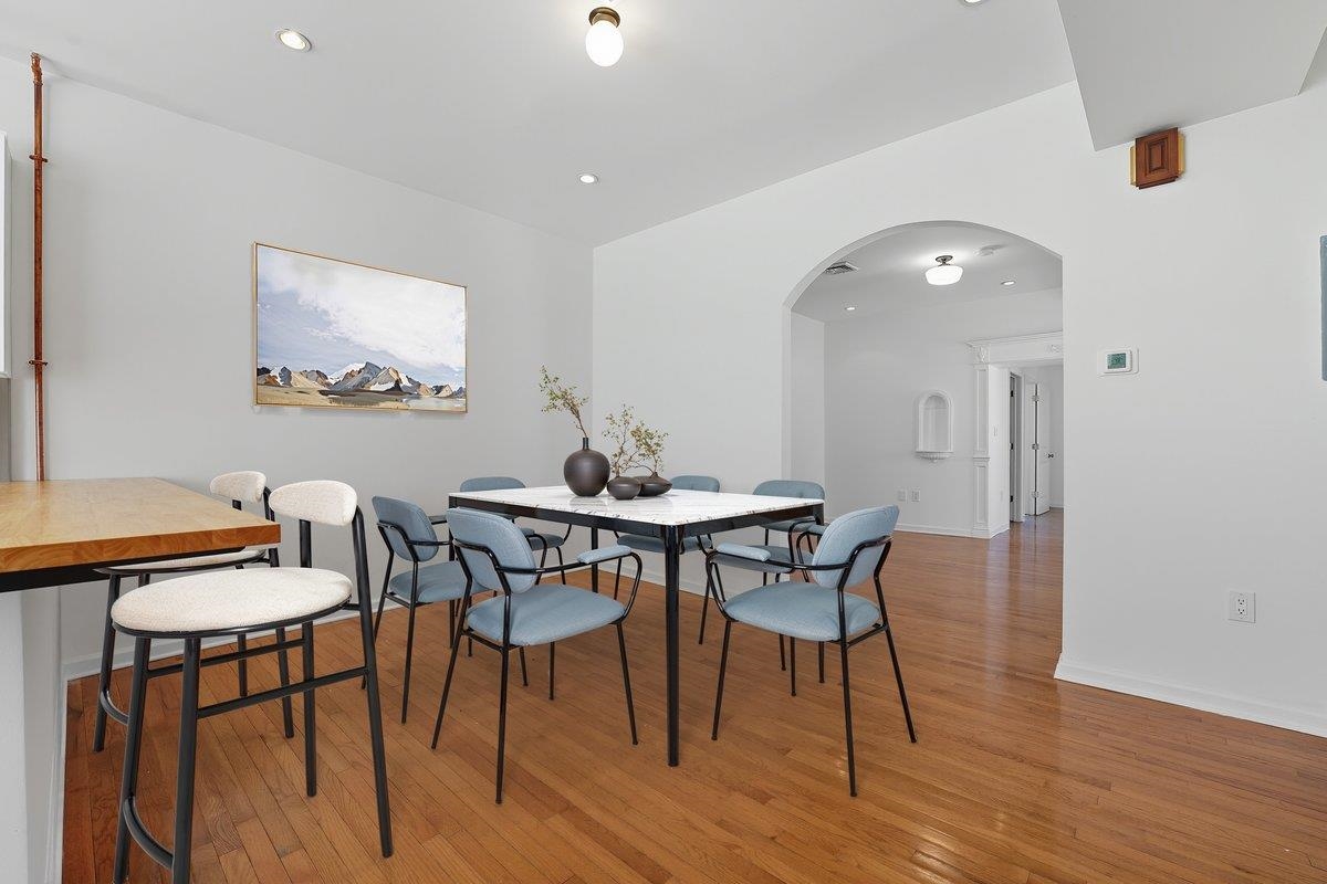 87 PALISADE AVE Unit: 2