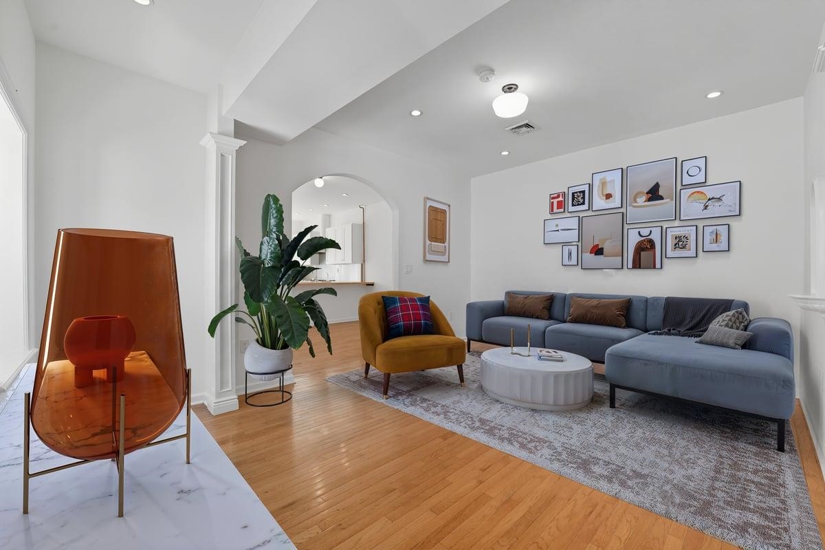 87 PALISADE AVE Unit: 2