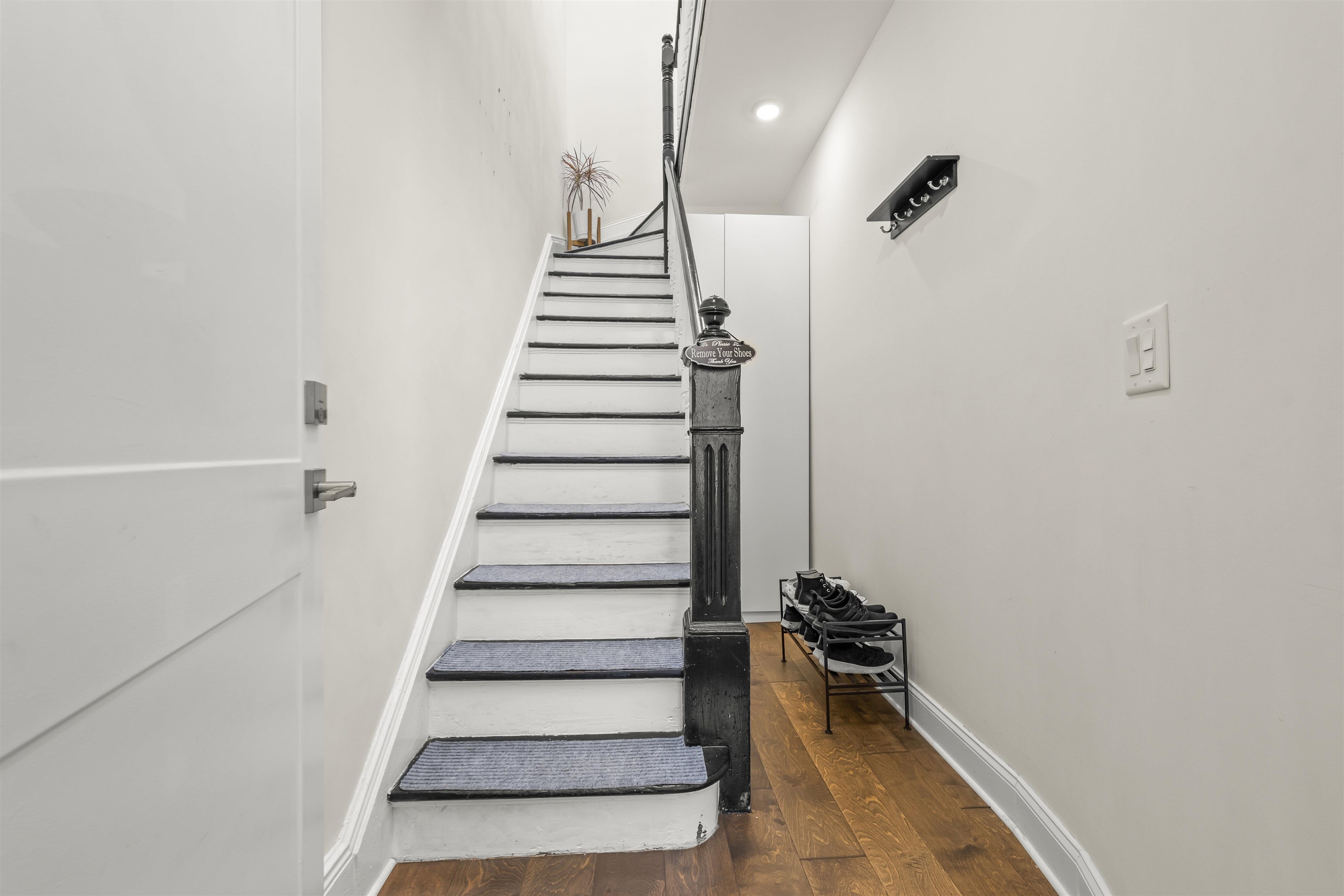 21 CONCORD ST Unit: 2