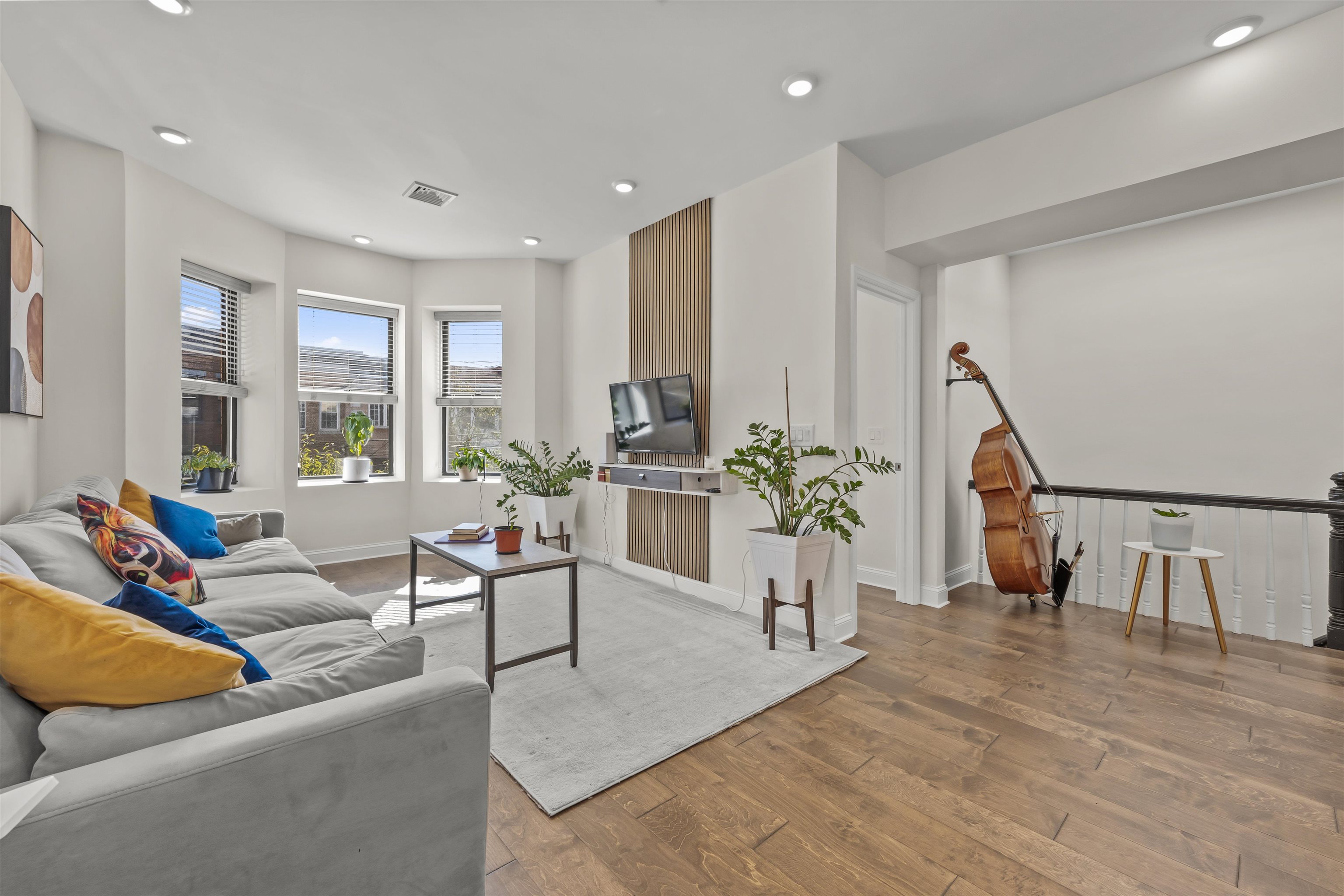 21 CONCORD ST Unit: 2