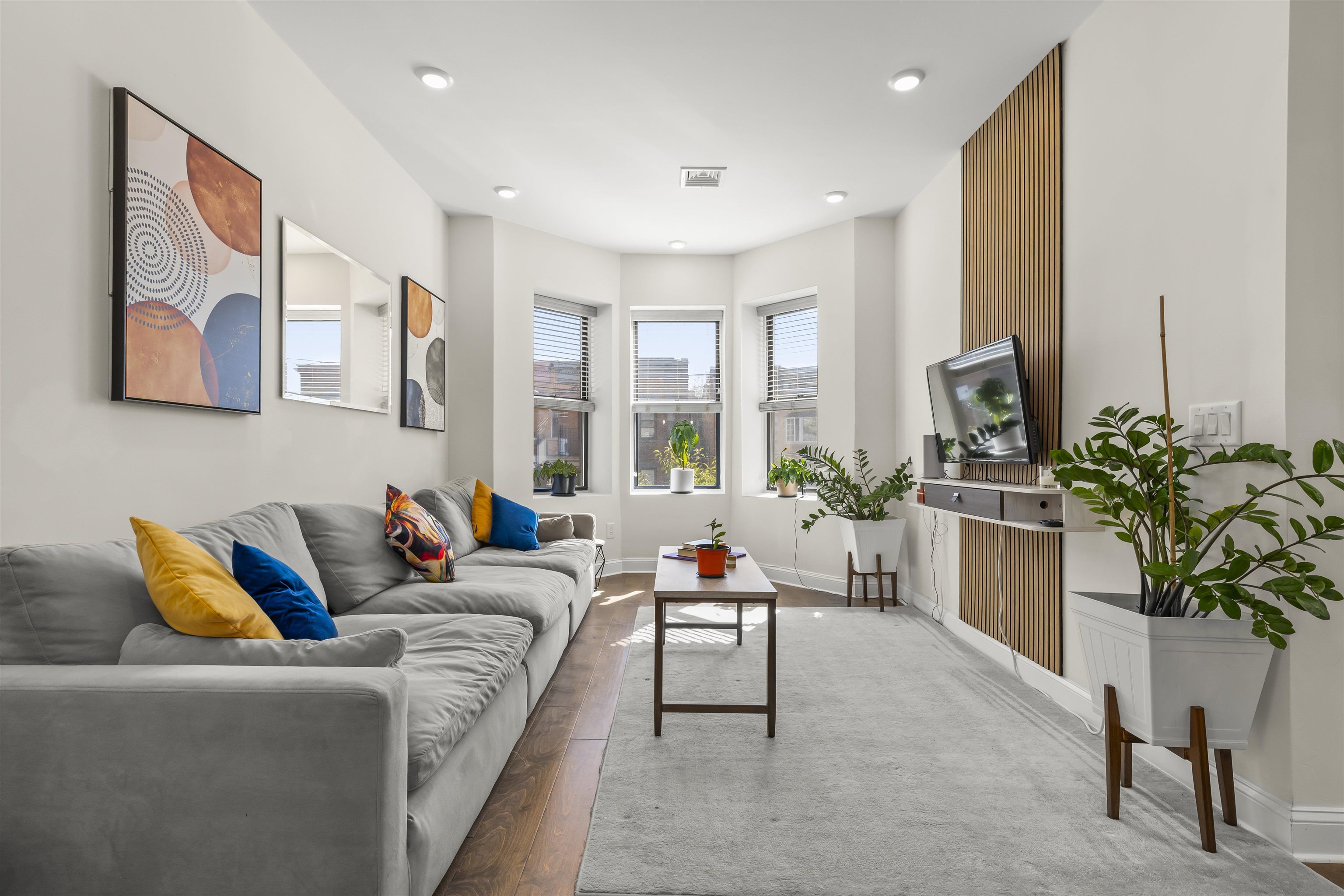 21 CONCORD ST Unit: 2