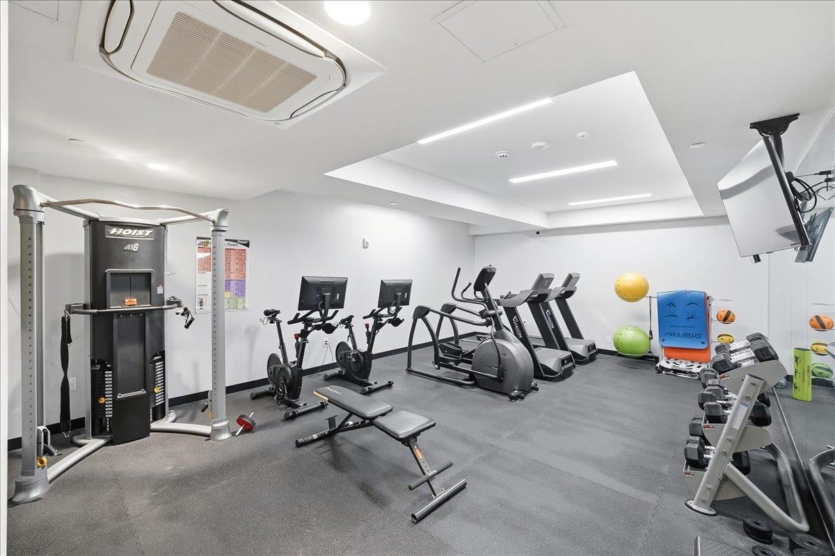 190 ACADEMY ST Unit: 606