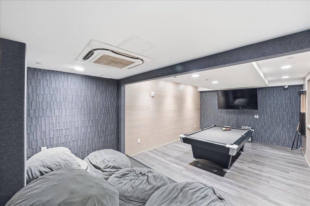 190 ACADEMY ST Unit: 606